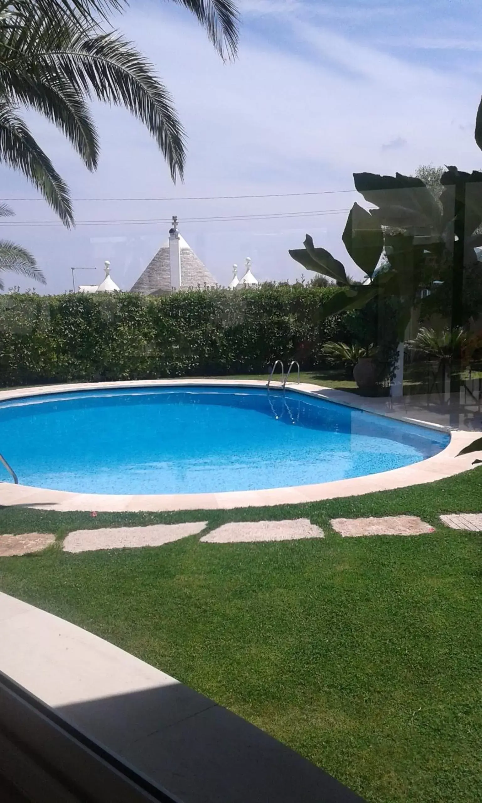 Swimming Pool in Villa Caramia