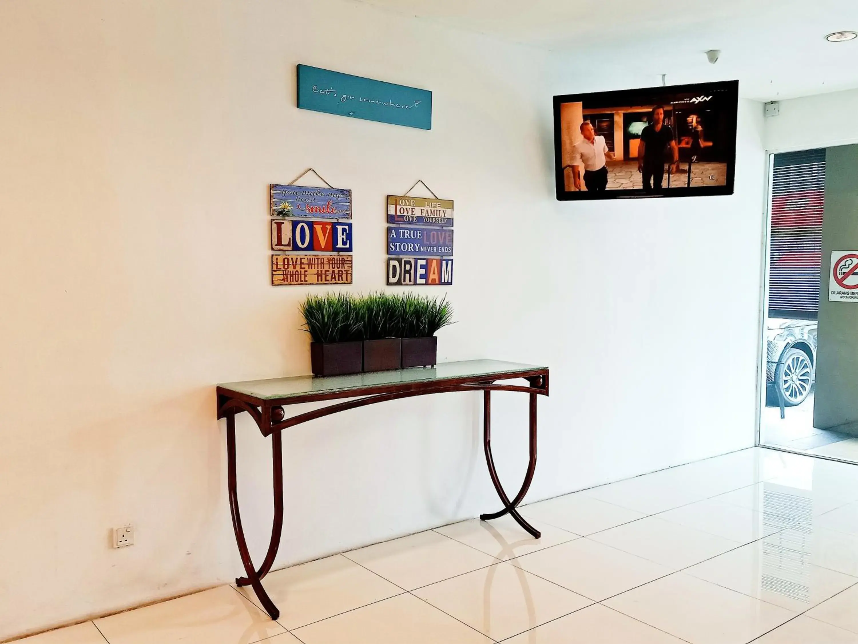 Lobby or reception, TV/Entertainment Center in Tras Mutiara Hotel Bentong