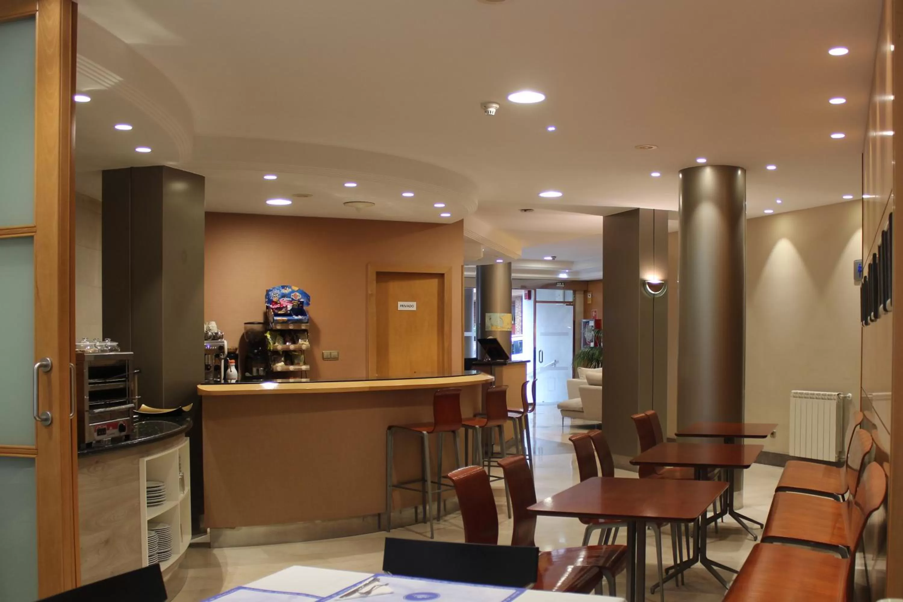 Lounge or bar in Hotel Carreño