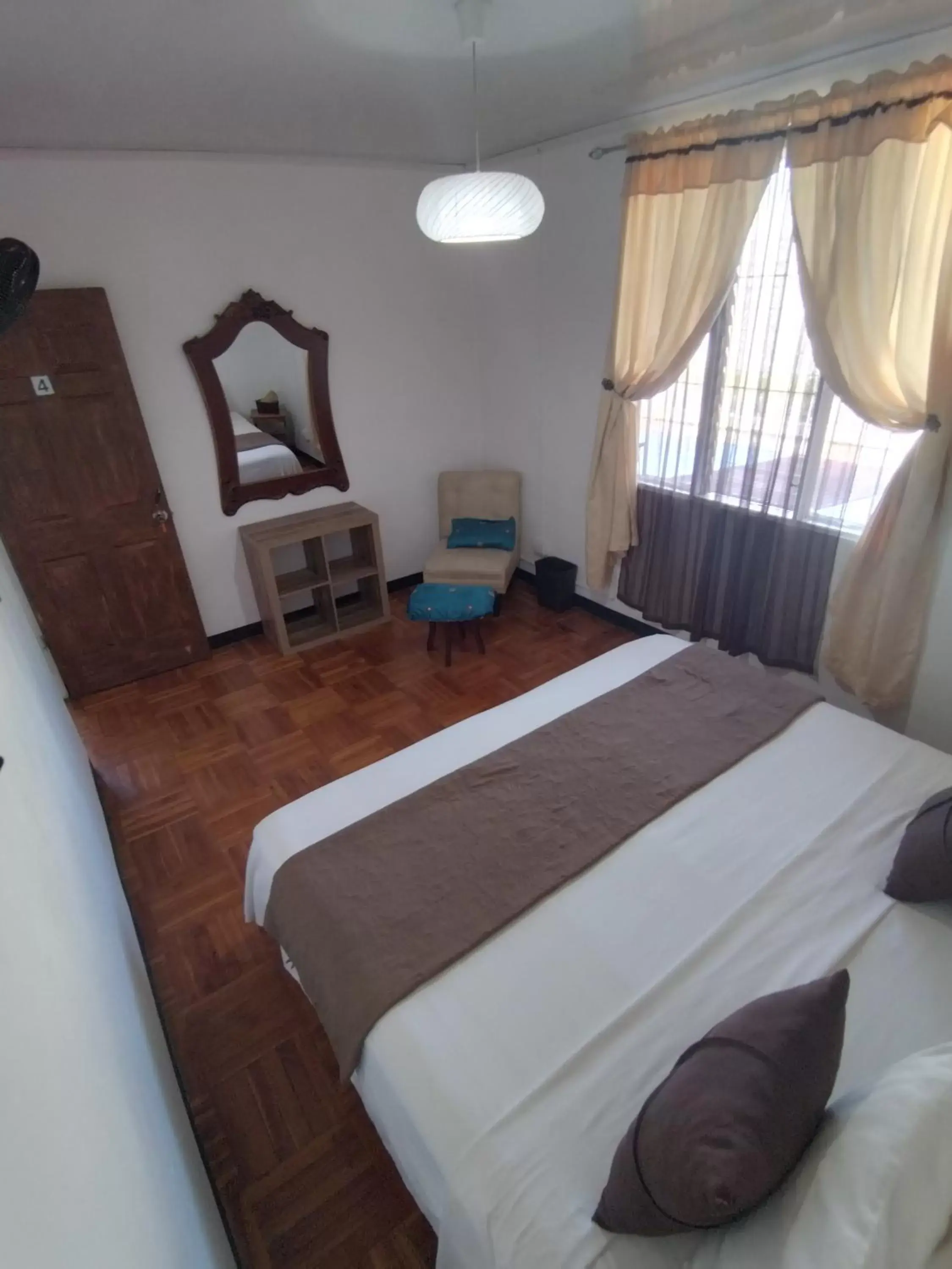 Bed in Lajuela BnB & Hostel
