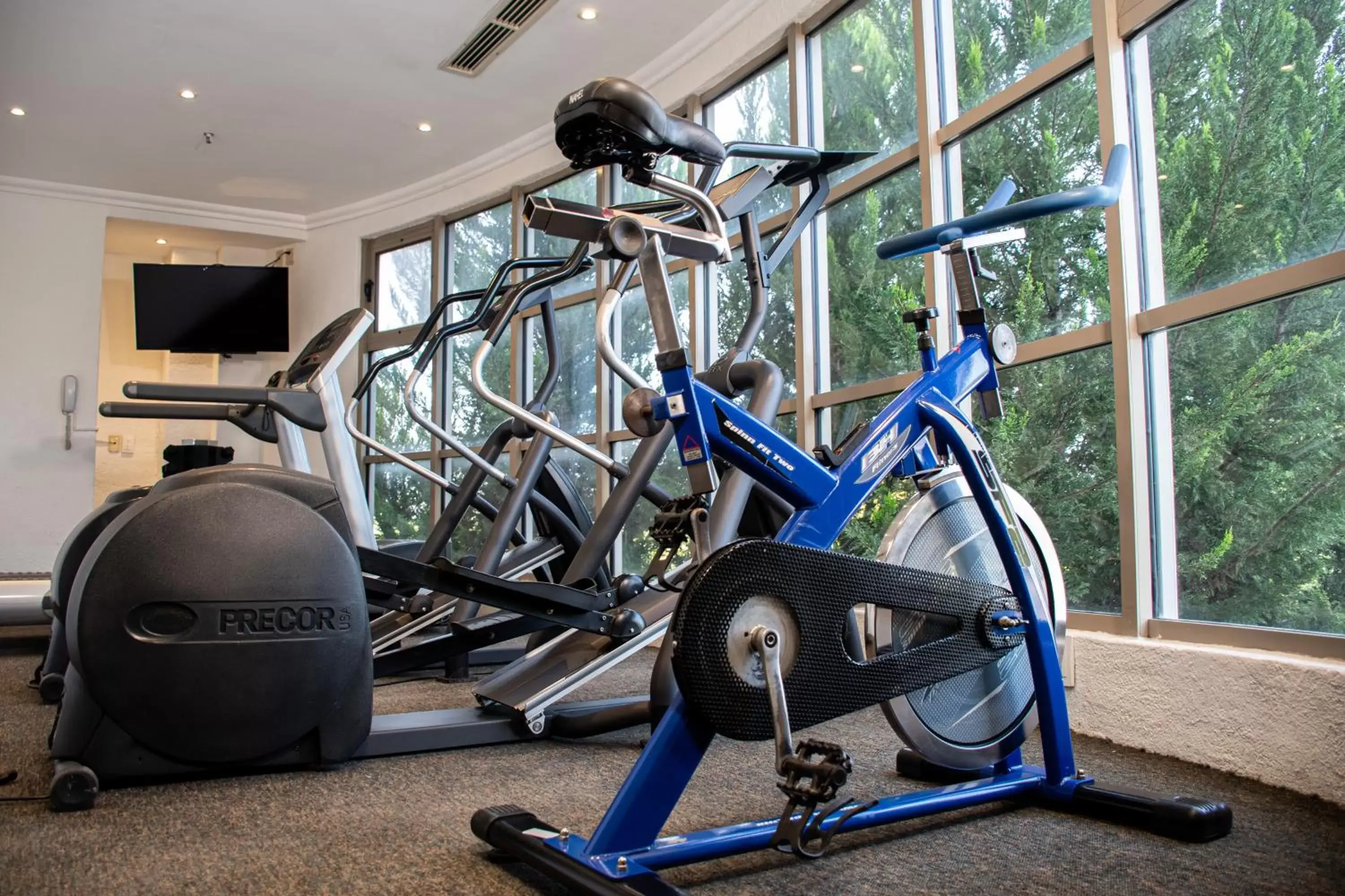 Fitness centre/facilities, Fitness Center/Facilities in Hotel Victoria Express