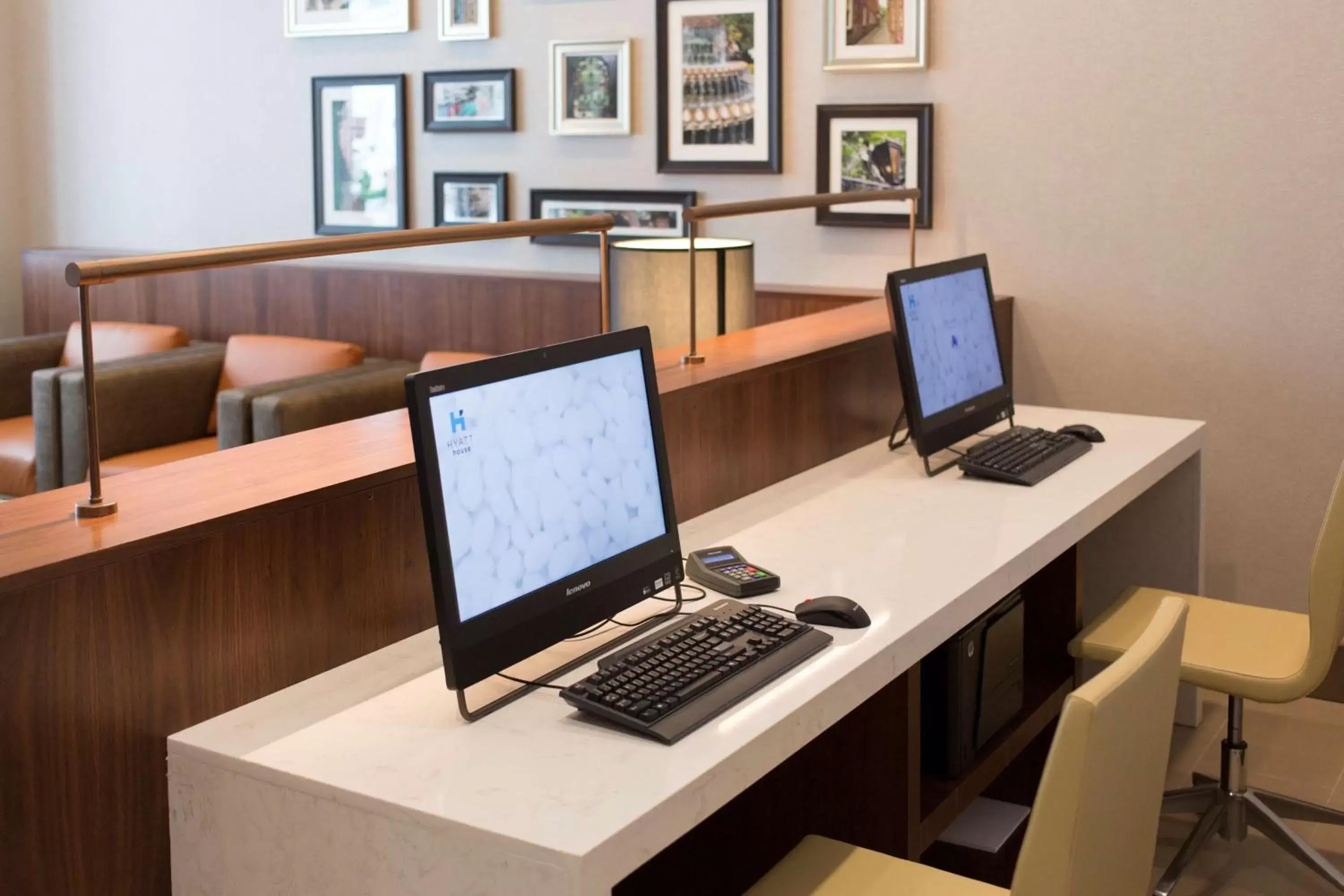 Lobby or reception in Hyatt House Charleston - Historic District