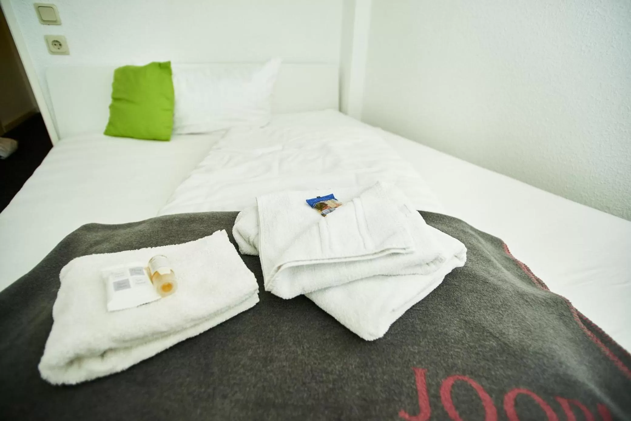 Photo of the whole room, Bed in Hotel City Inn