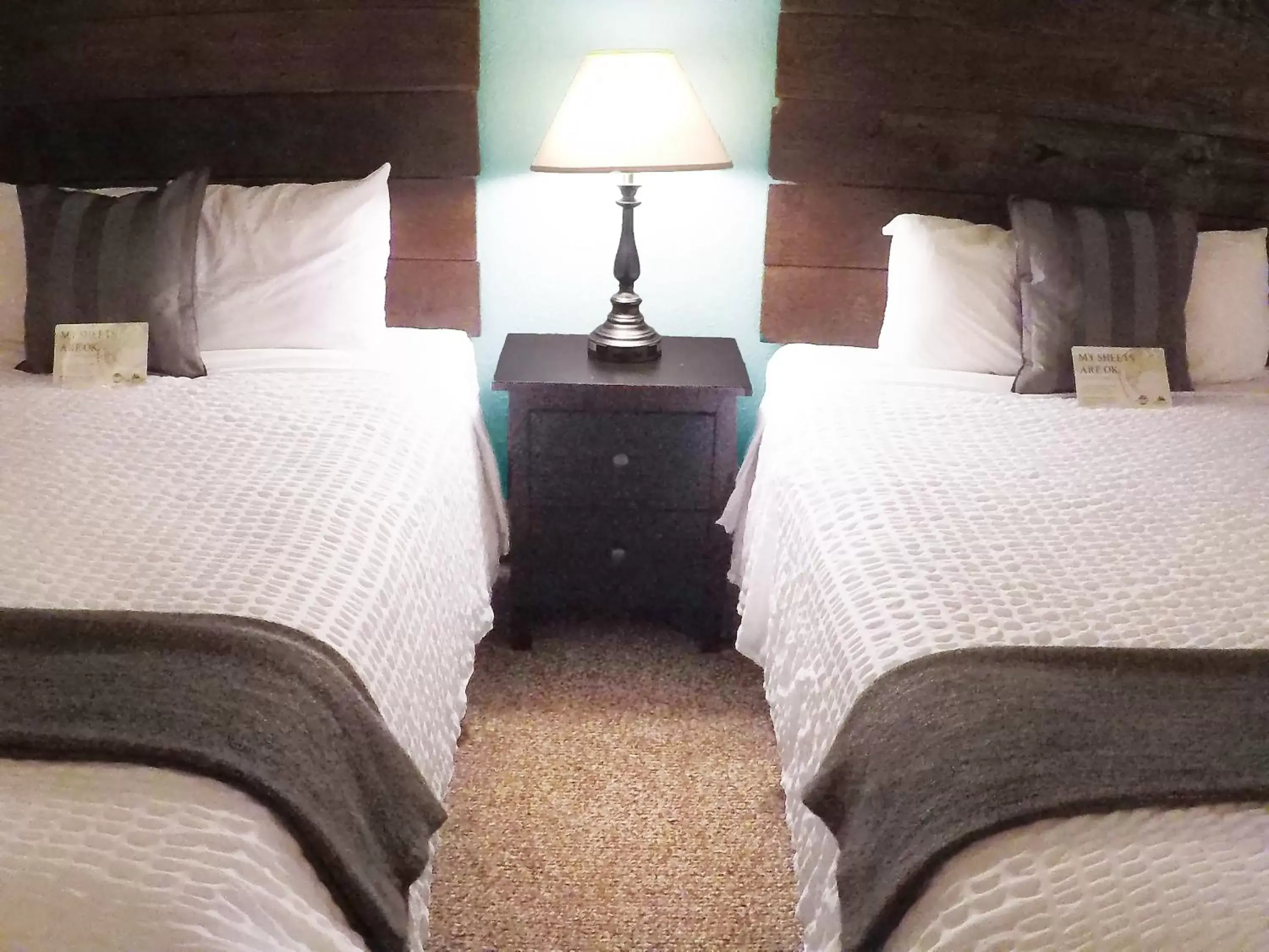 Bed in Mountain View Lodge