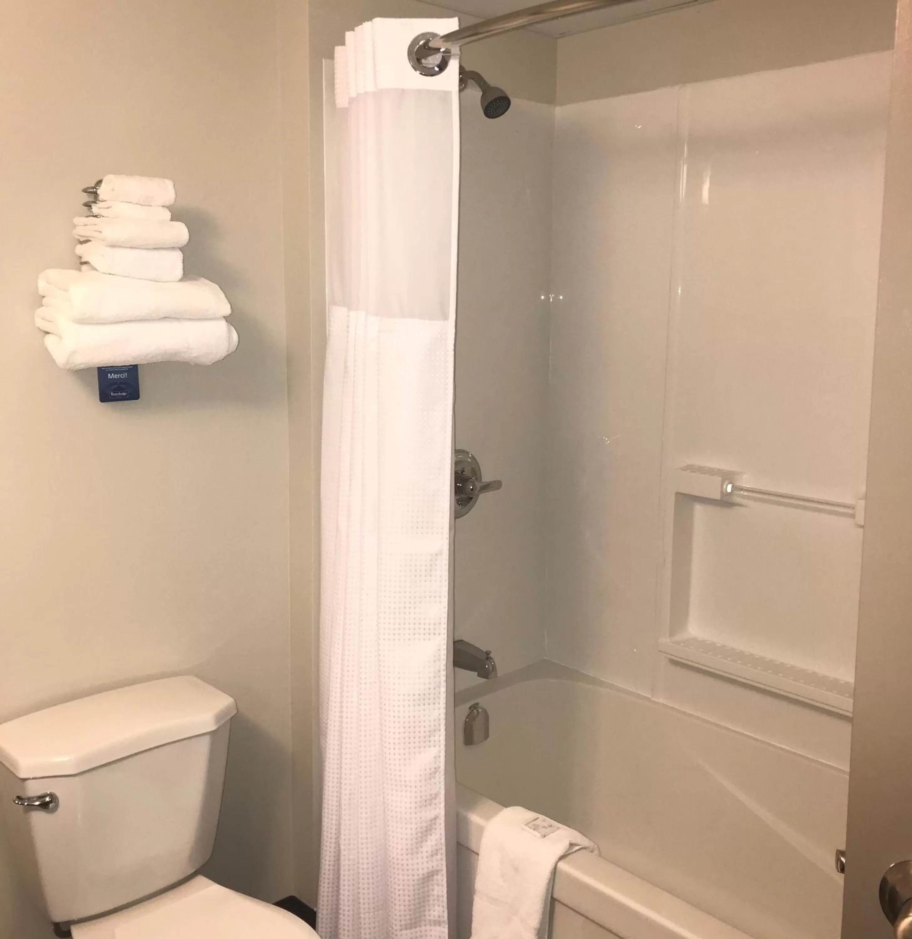 Shower in Travelodge by Wyndham Sydney