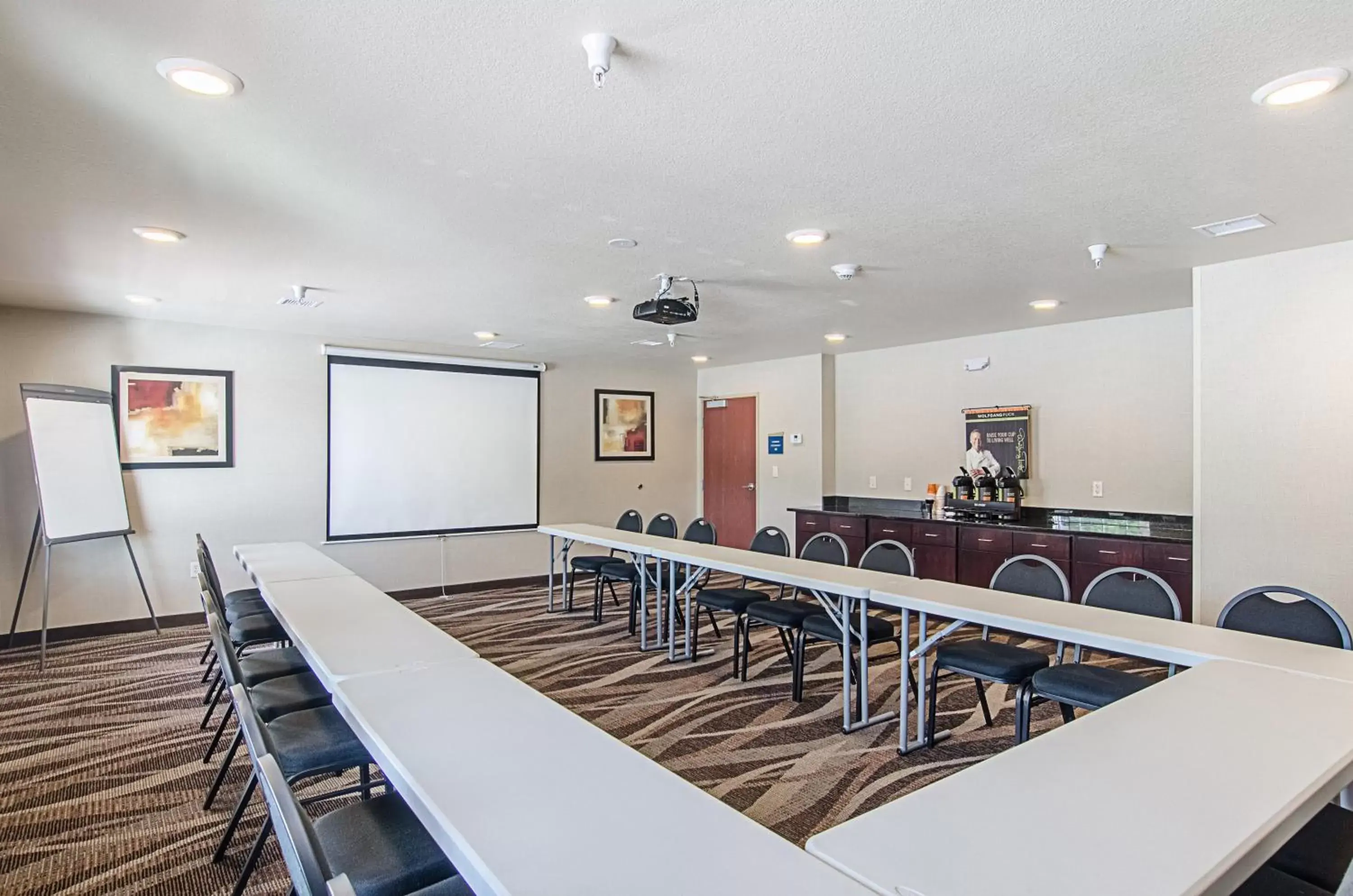 Meeting/conference room in Cobblestone Inn & Suites - Guernsey
