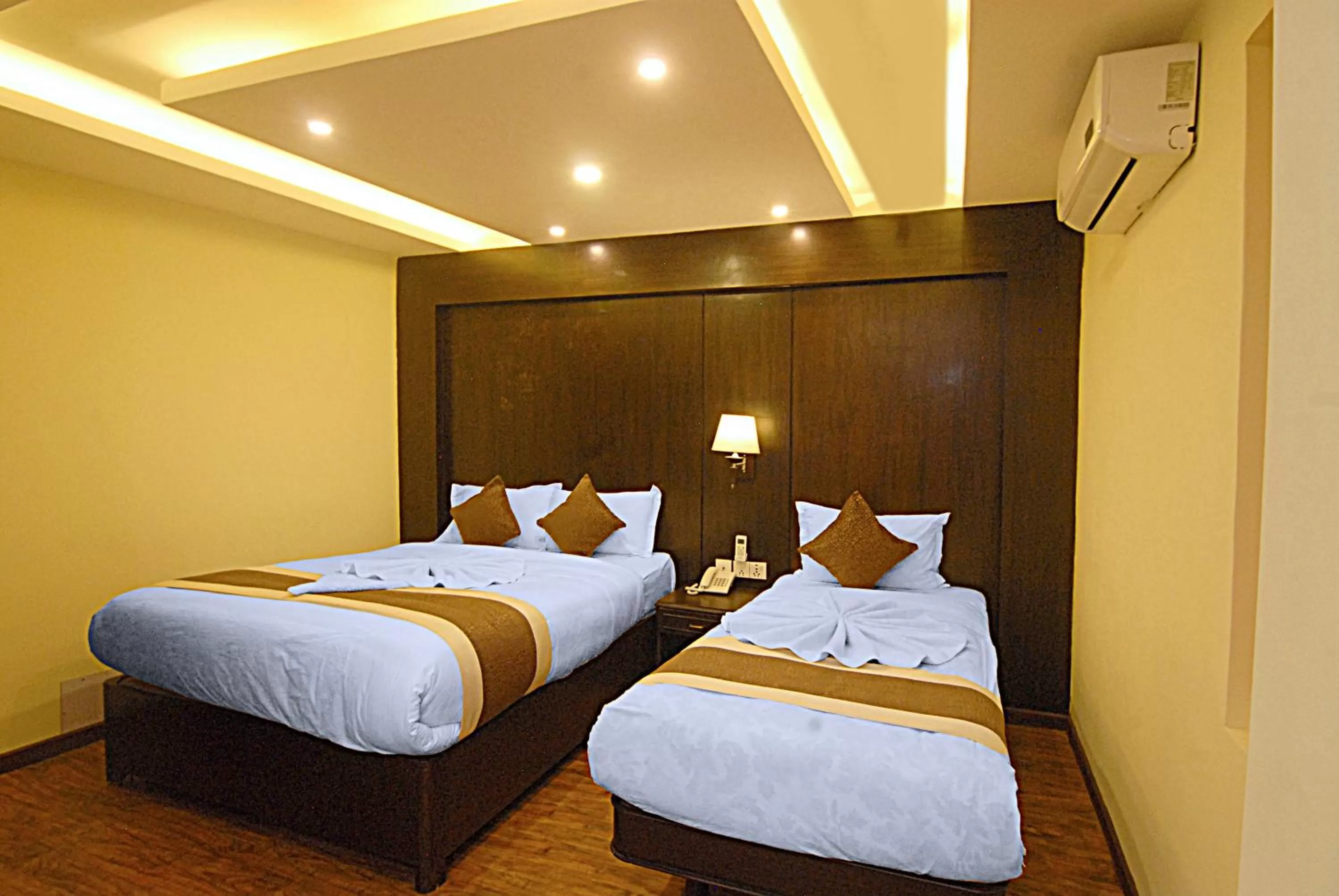 Bedroom, Bed in Kathmandu Grand Hotel