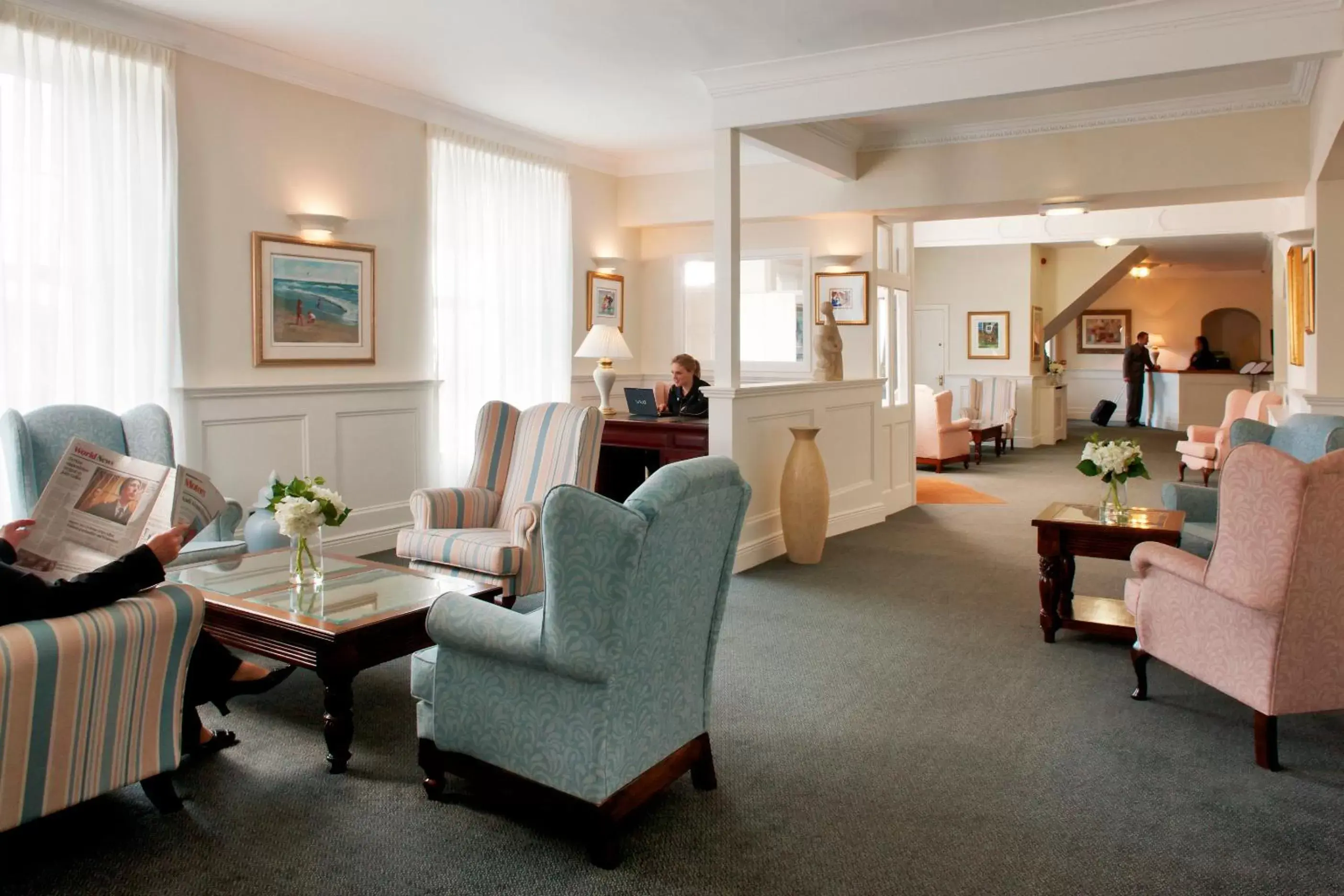 Lobby or reception, Seating Area in Walter Raleigh Hotel