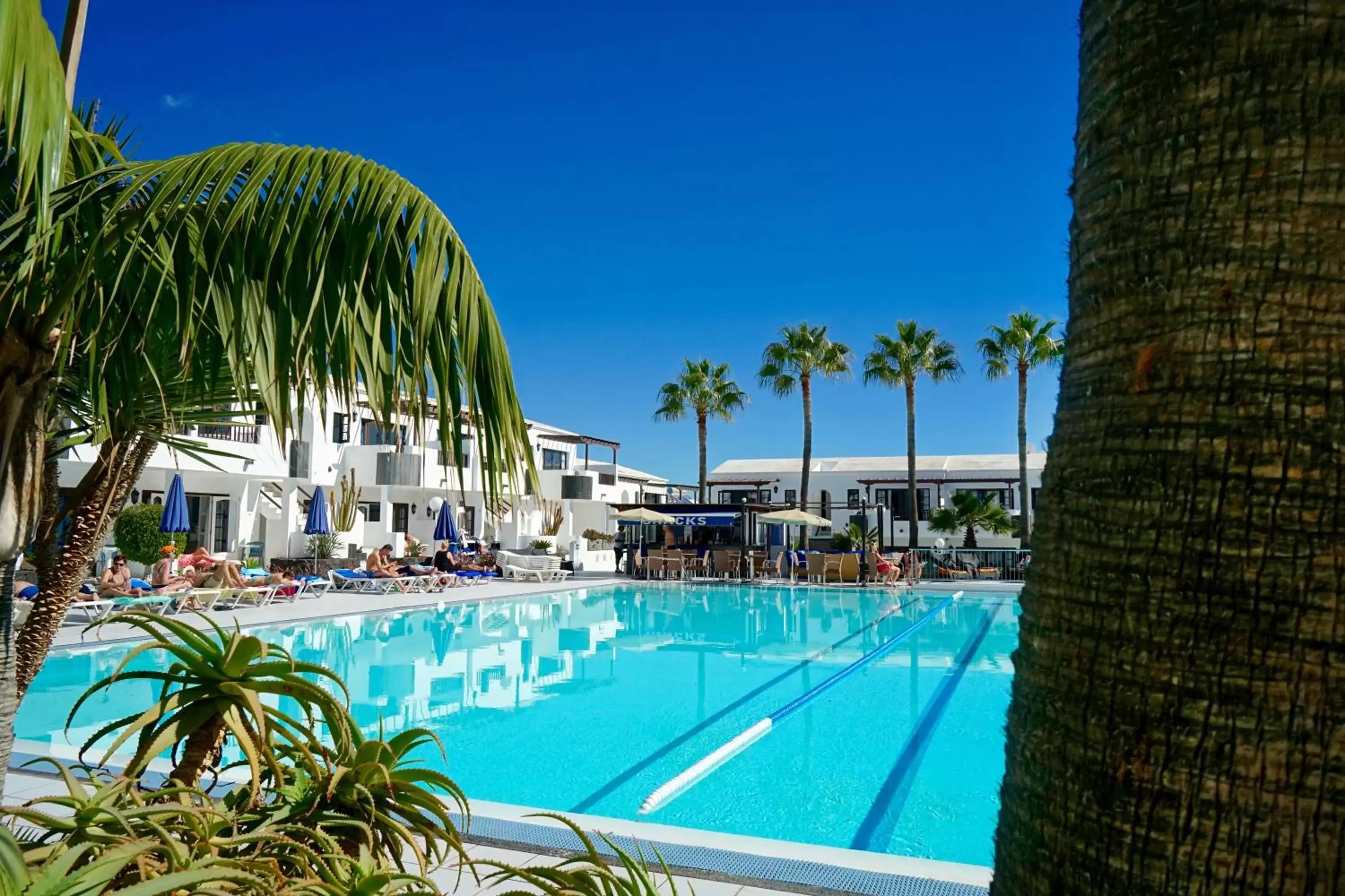 Swimming Pool in Plaza Azul