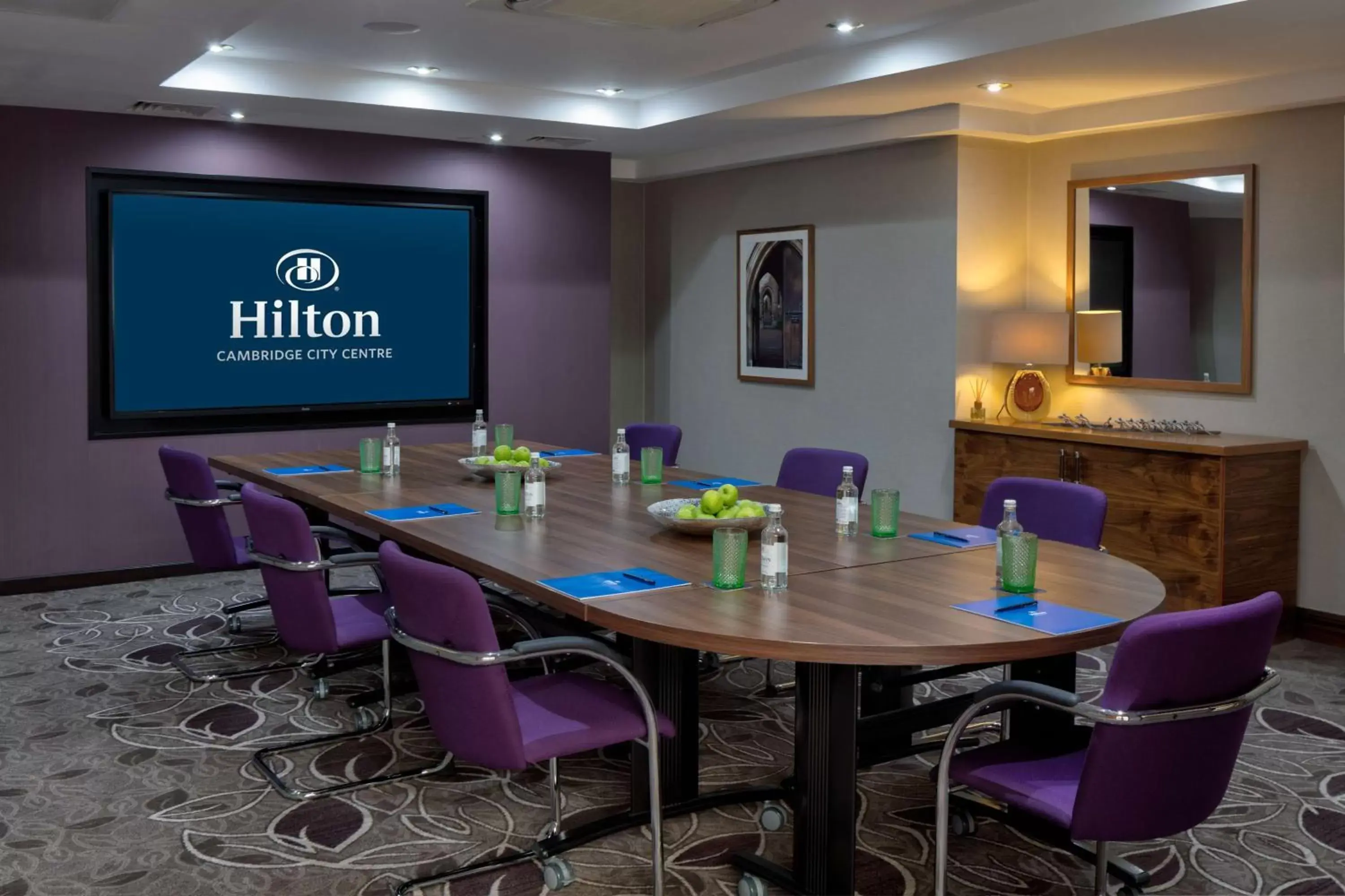 Meeting/conference room in Hilton Cambridge City Centre