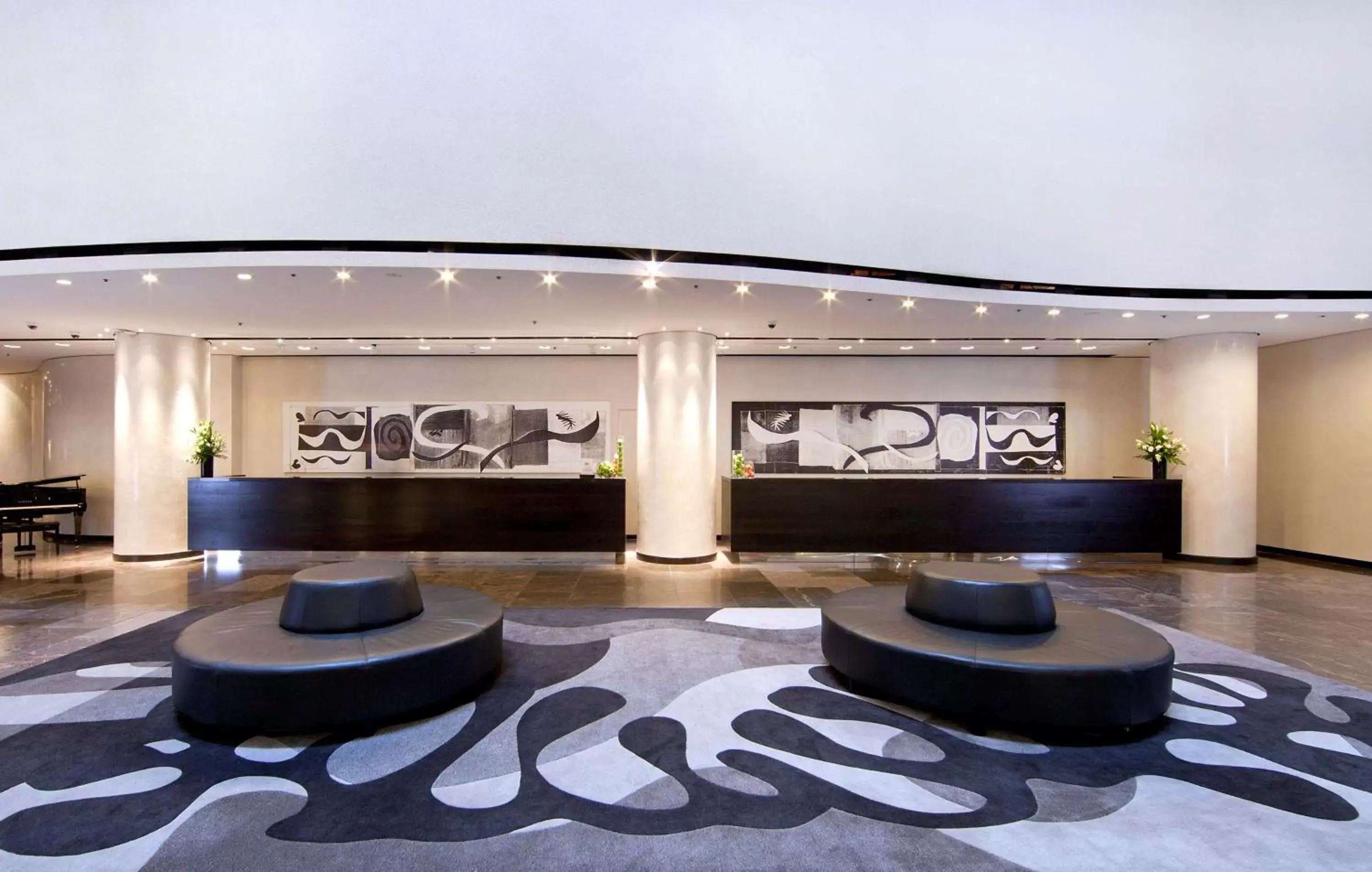 Lobby or reception in Hilton Brisbane