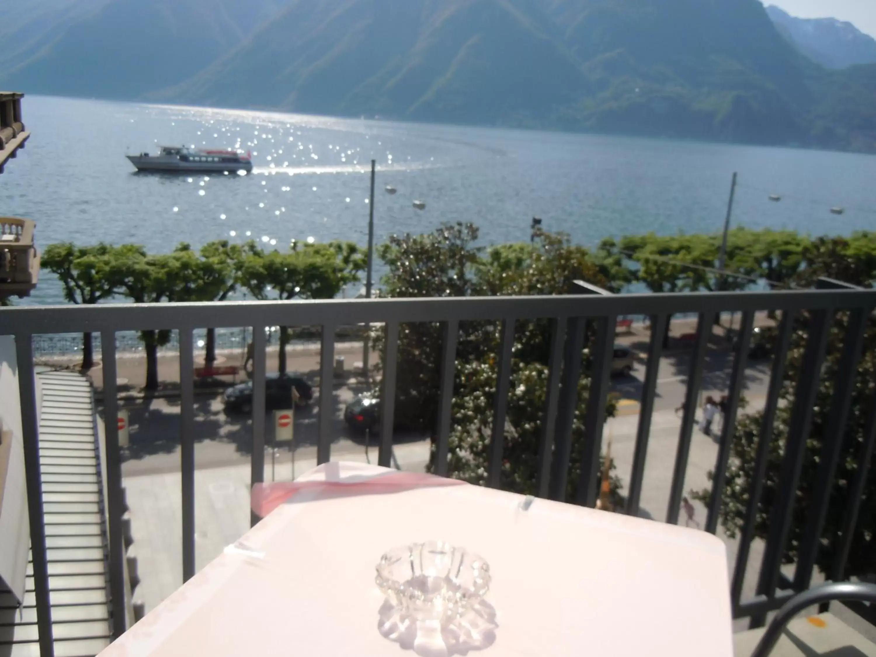 Breakfast, Balcony/Terrace in Hotel Nassa Garni