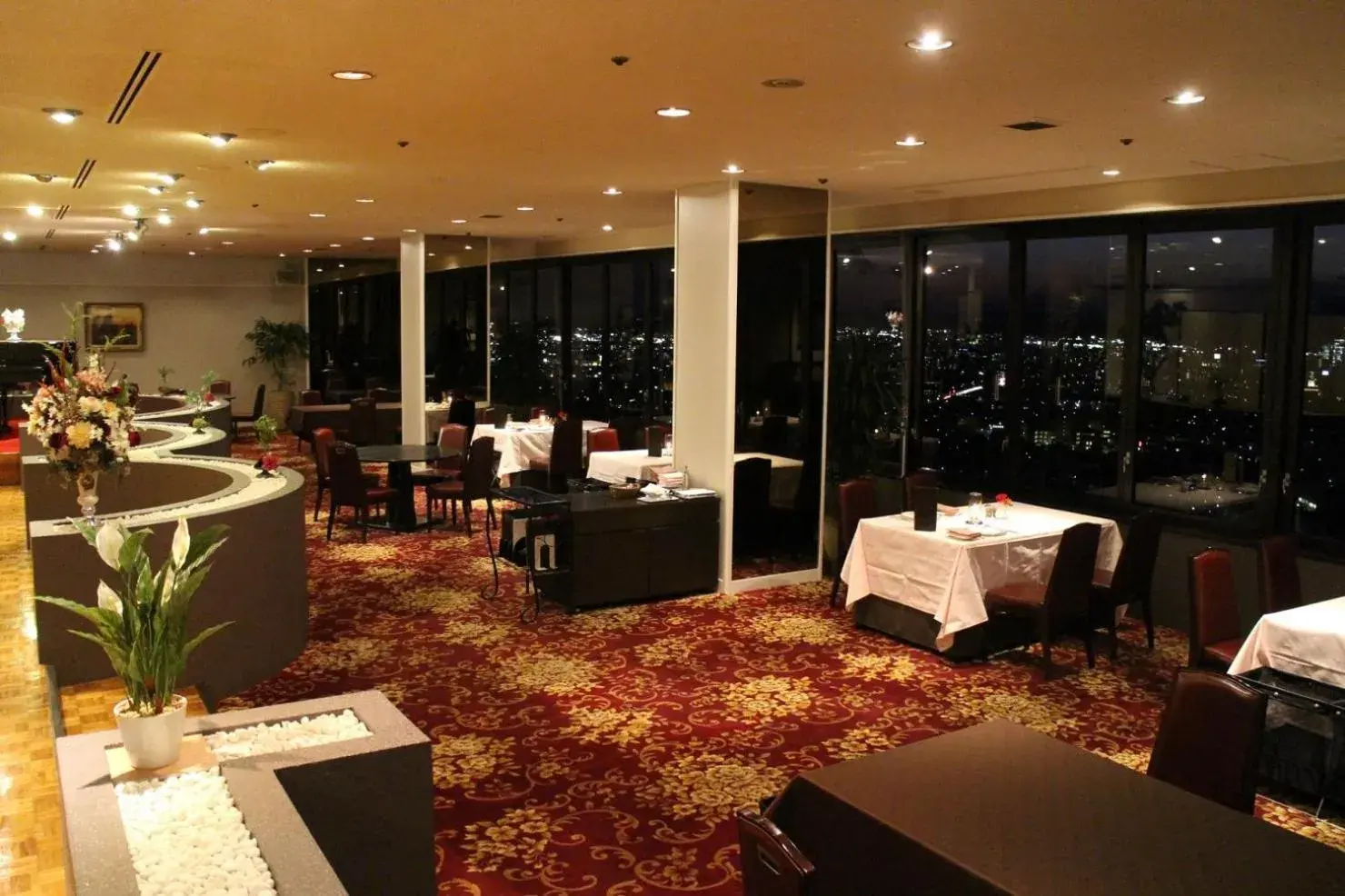 Restaurant/Places to Eat in Okayama International Hotel