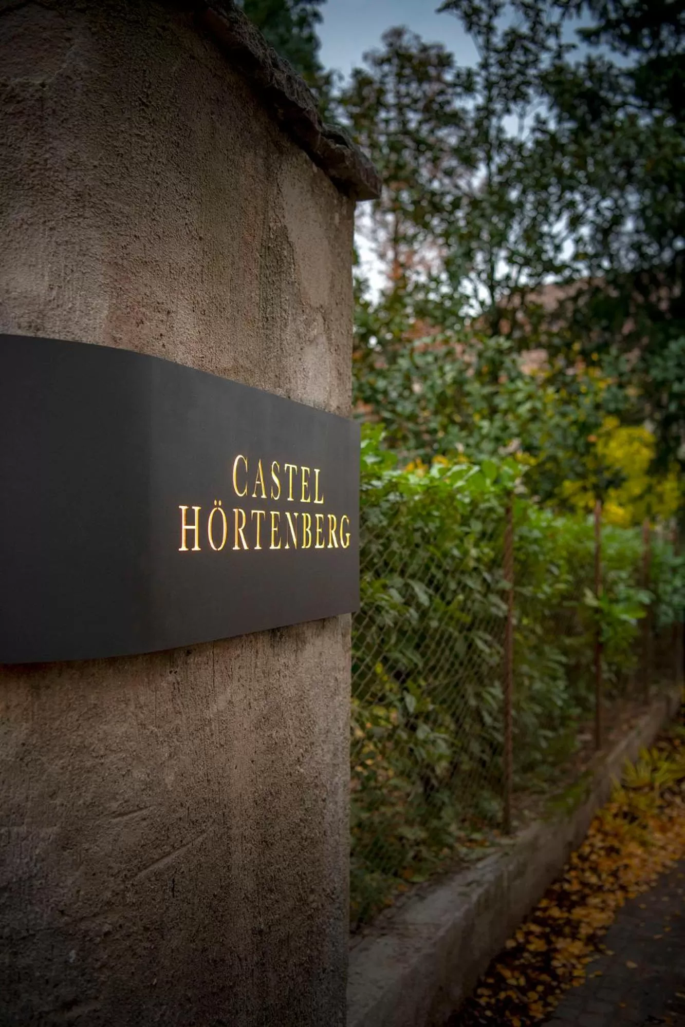 Logo/Certificate/Sign in Castel Hörtenberg