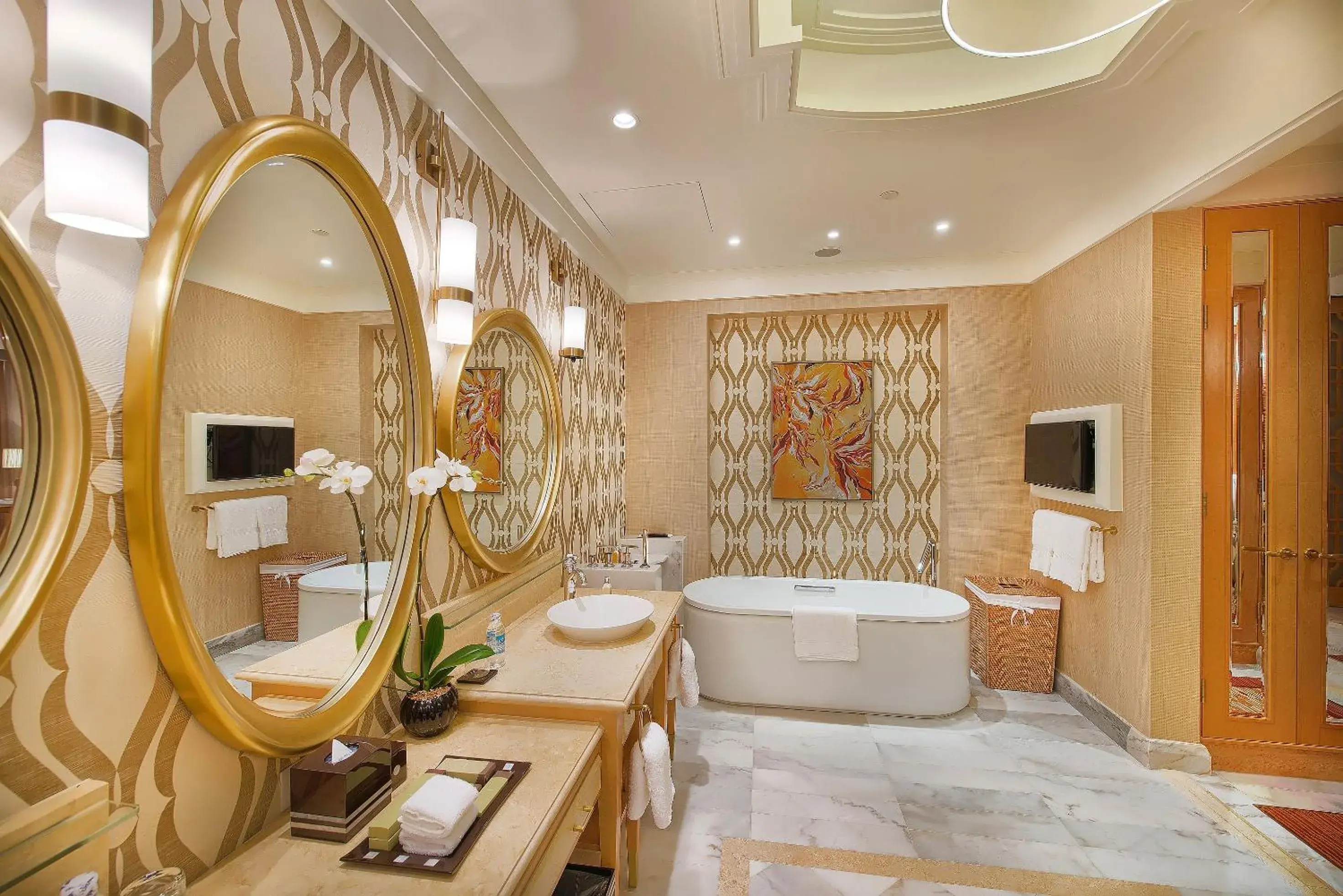 One-Bedroom King Suite with Golf View - Smoking in InterContinental Grand Ho Tram One-Bedroom King Suite with Golf View - Smoking in InterContinental Grand Ho Tram