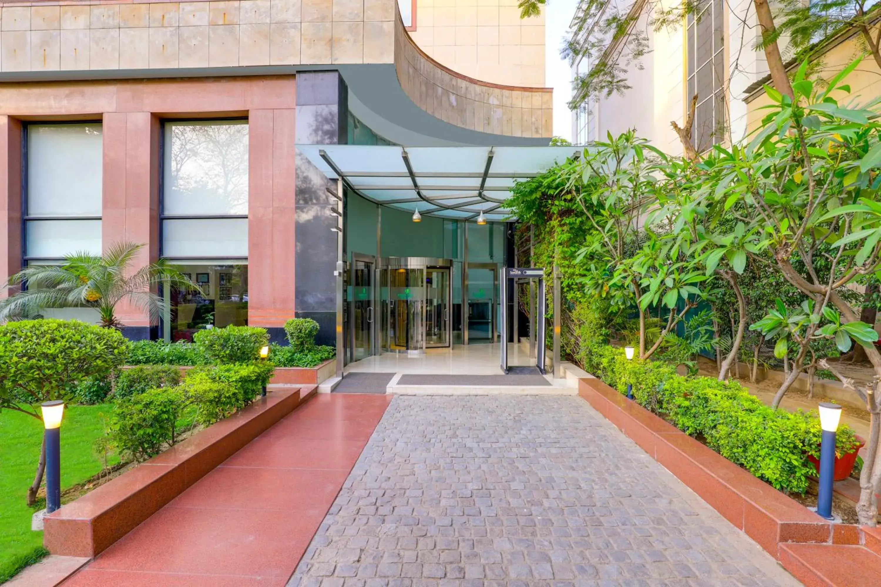 Facade/entrance in Lemon Tree Premier 1, Gurugram