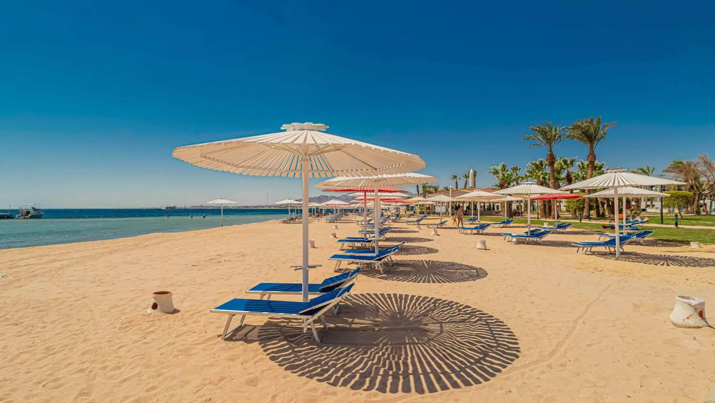 Beach in Amarina Abu Soma Resort & Aquapark