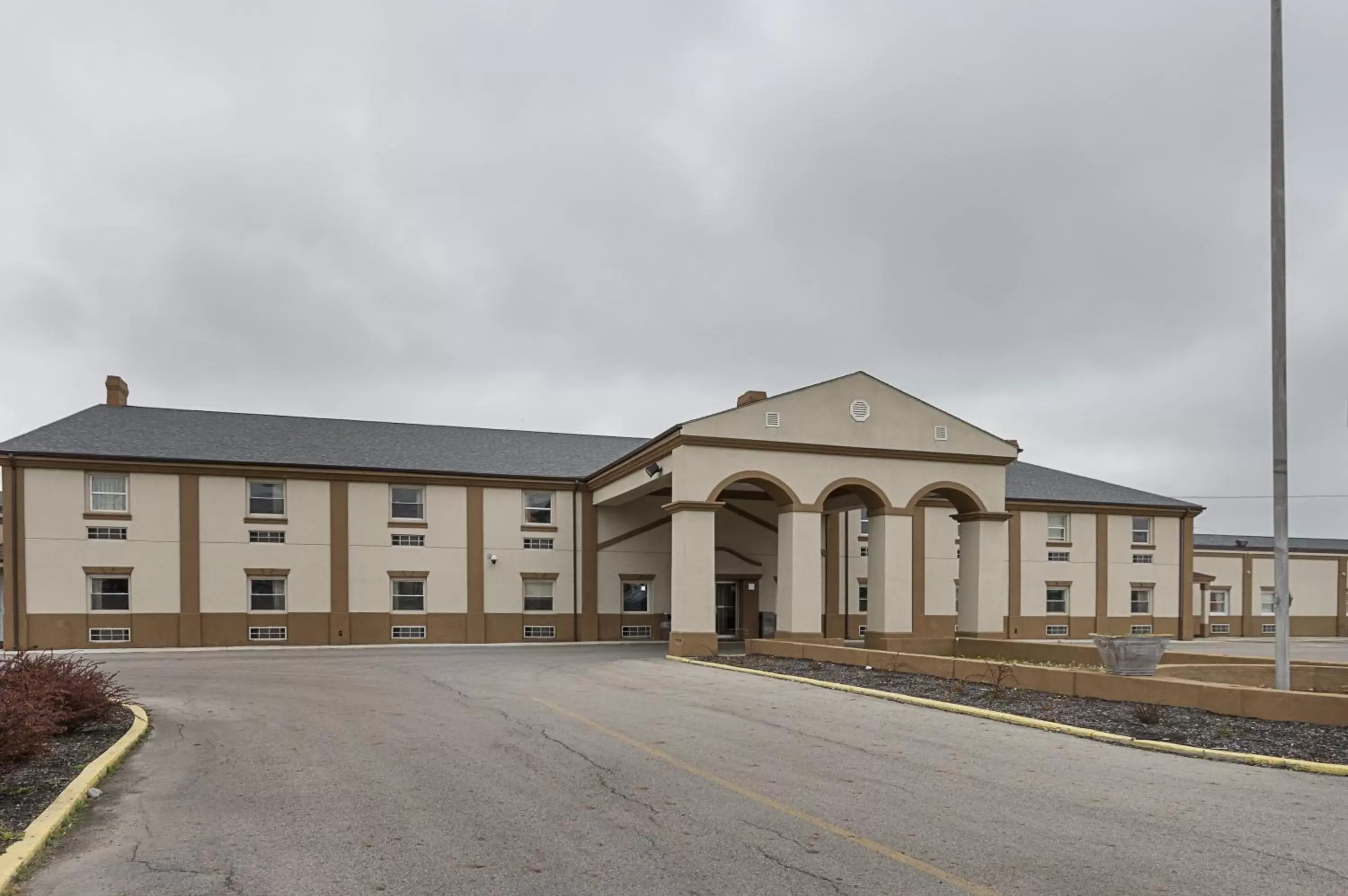 Facade/entrance in Motel 6-Sidney, OH Facade/entrance in Motel 6-Sidney, OH