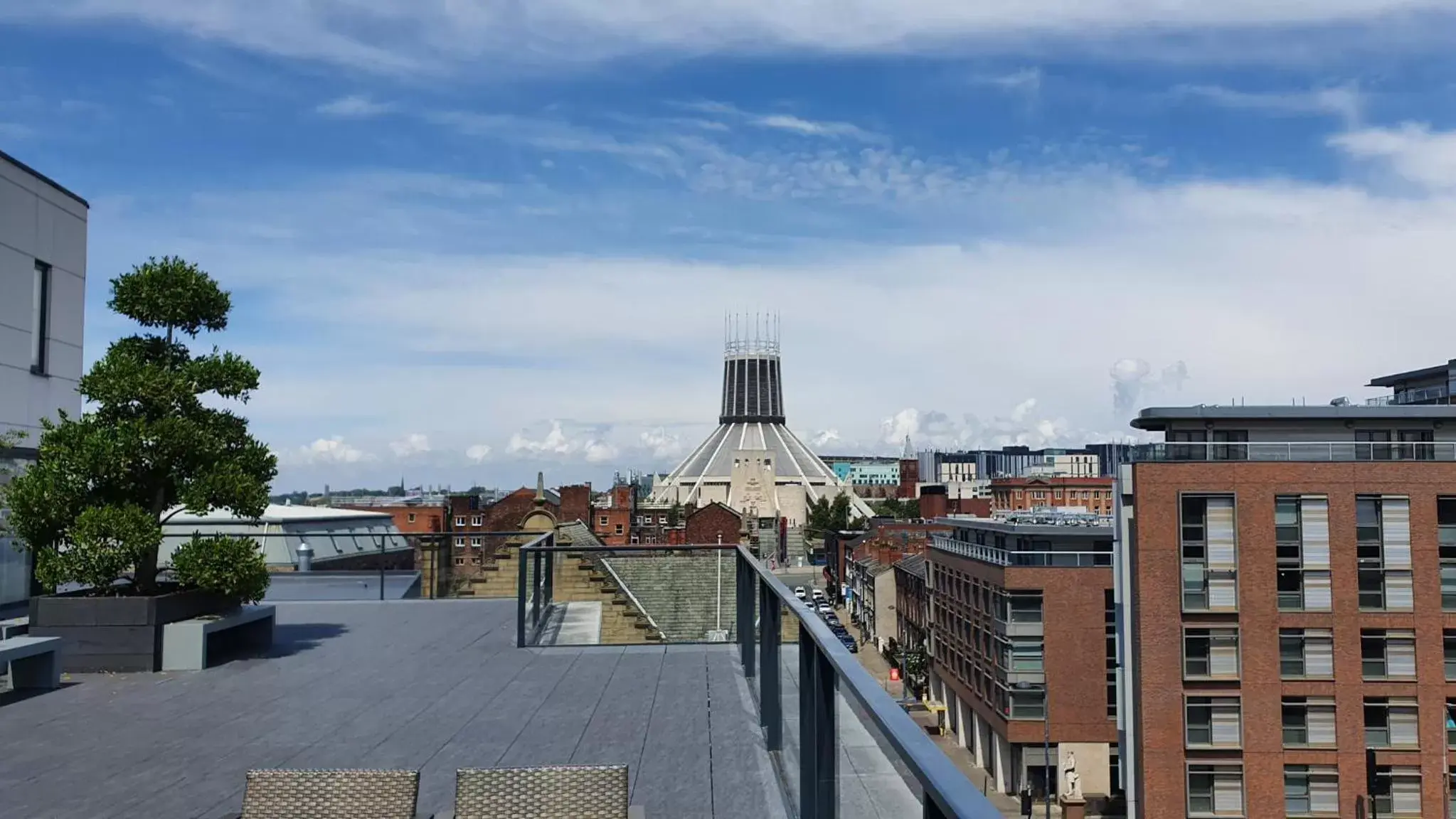 City view in Hope Street Hotel