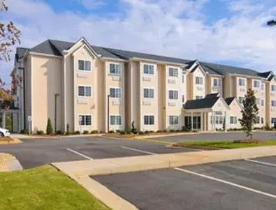 Property building in Microtel Inn & Suites by Wyndham Ozark Property building in Microtel Inn & Suites by Wyndham Ozark
