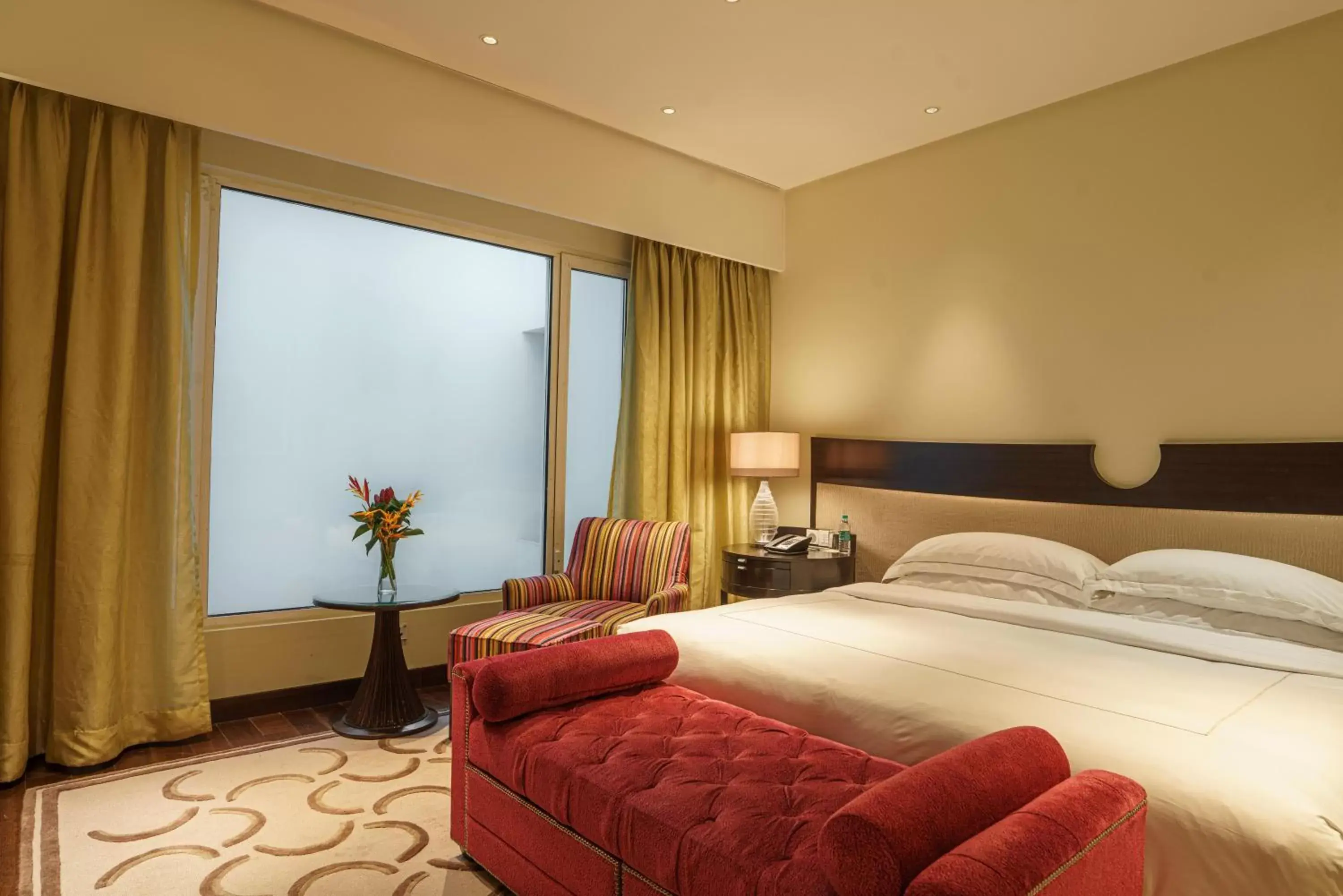 Luxury Room Facade View with Bathtub - single occupancy in Taj Santacruz