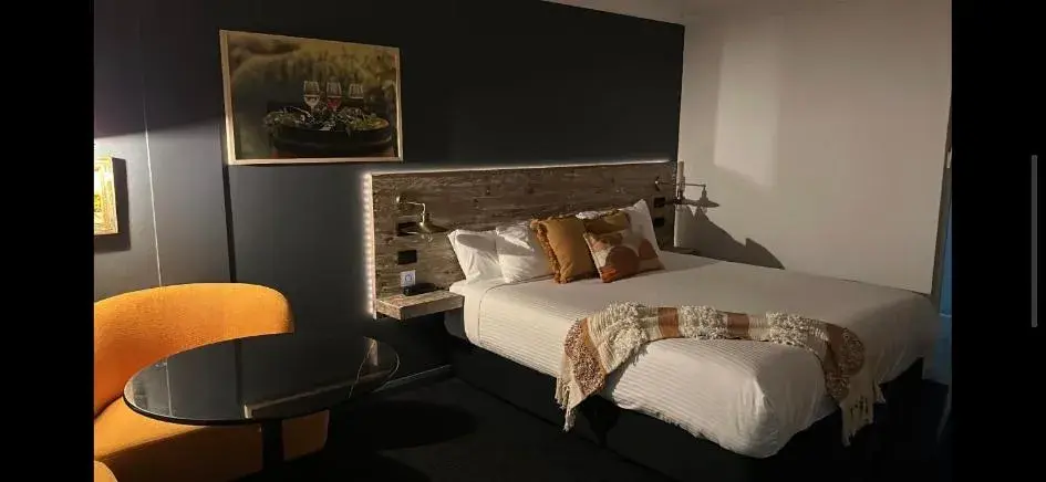 Bed in ibis Styles Orange Bed in ibis Styles Orange