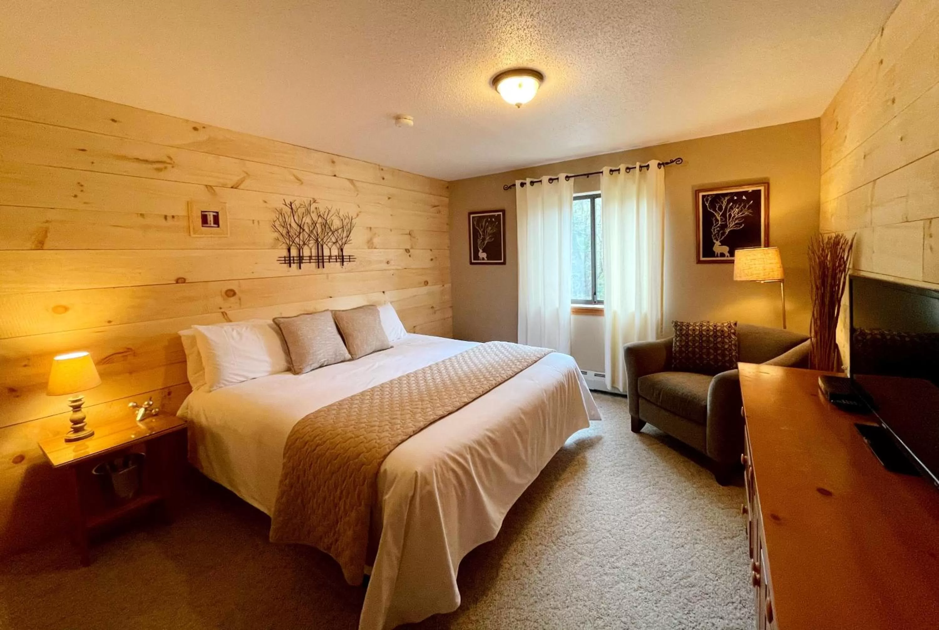 Bed in The Snowed Inn