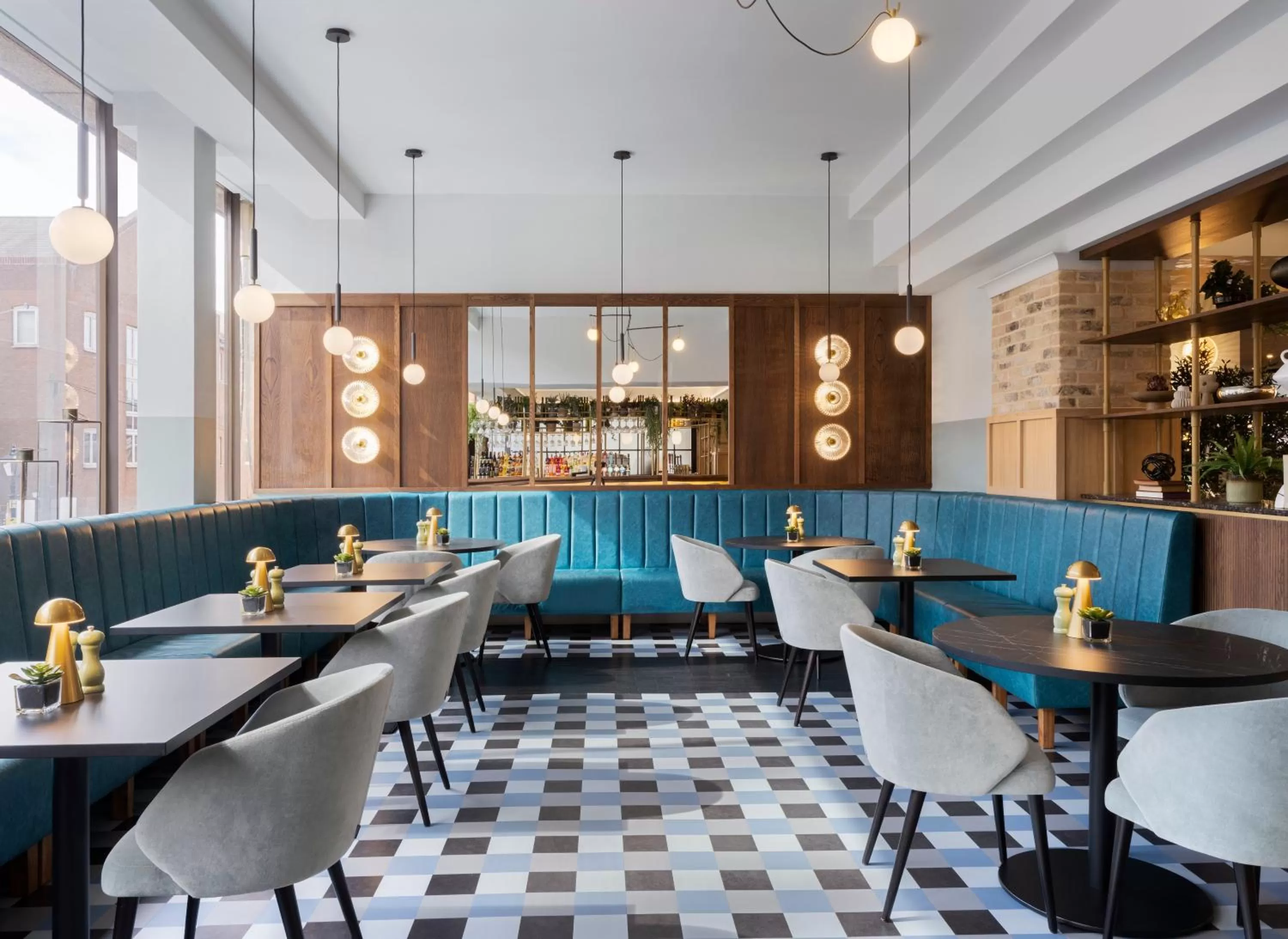 Lounge or bar in Leonardo Royal Hotel Birmingham