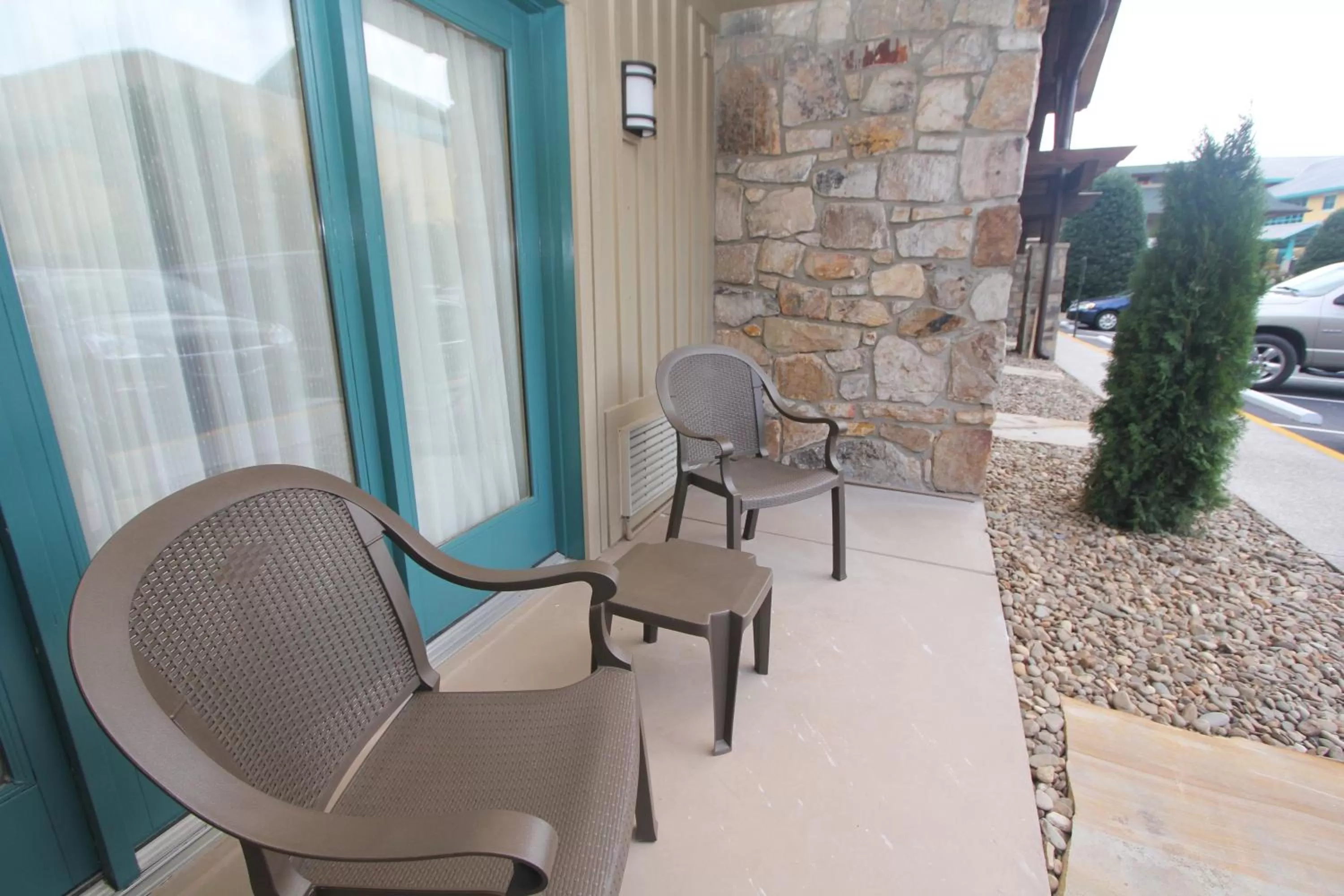 Patio in Greystone Lodge on the River