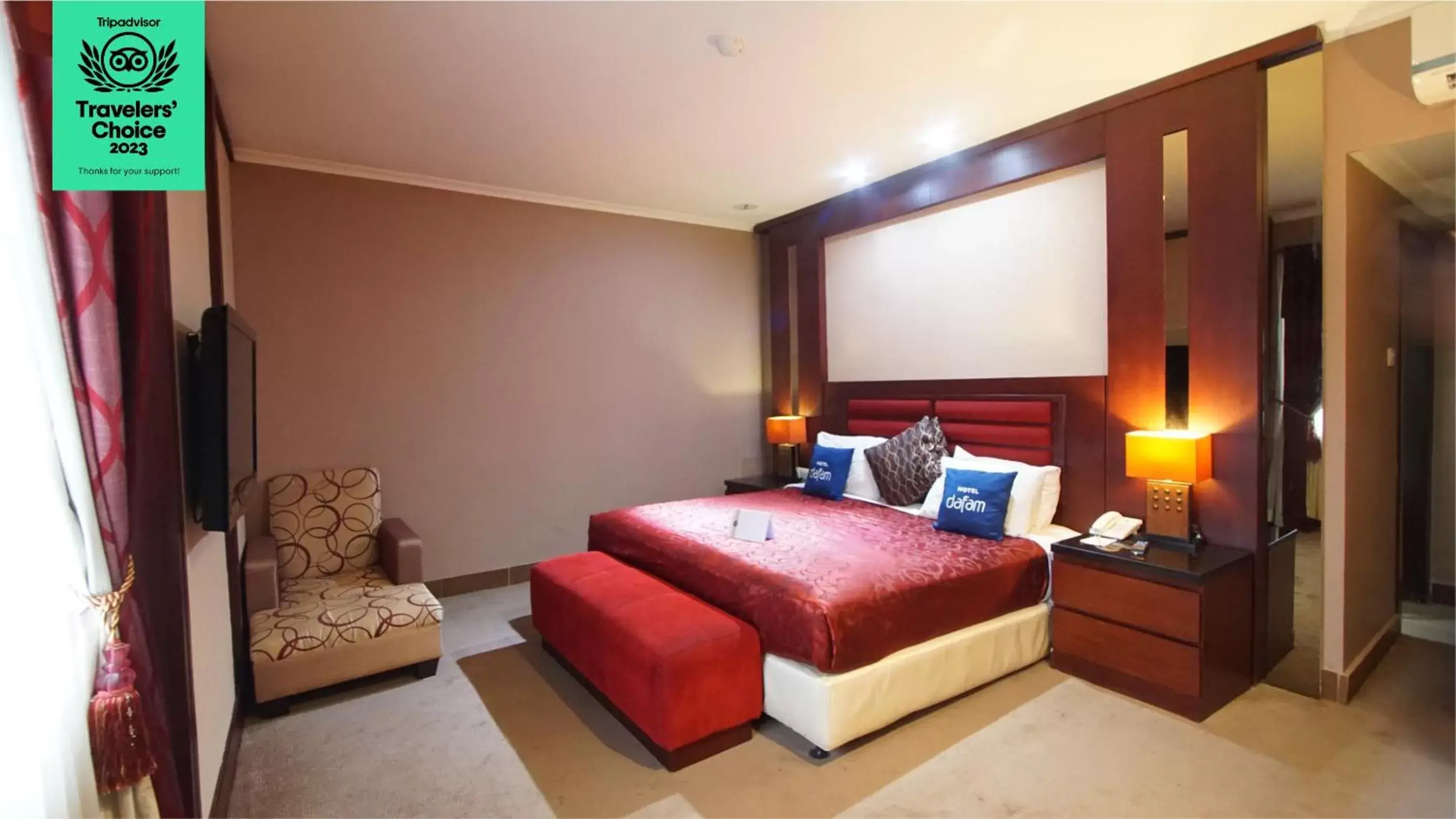 Bedroom, Bed in Dafam Hotel Cilacap