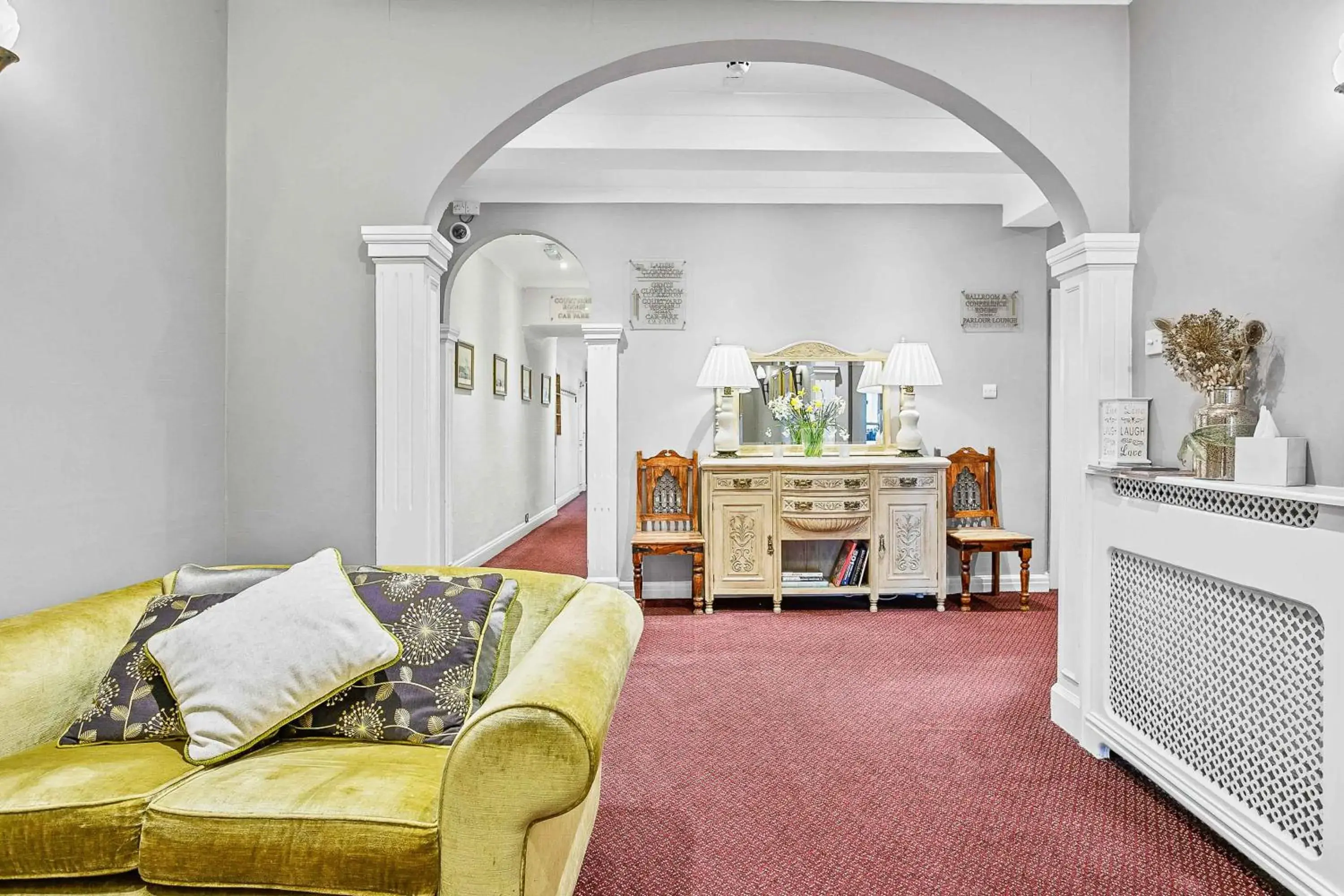 Seating Area in Royal Beacon Hotel