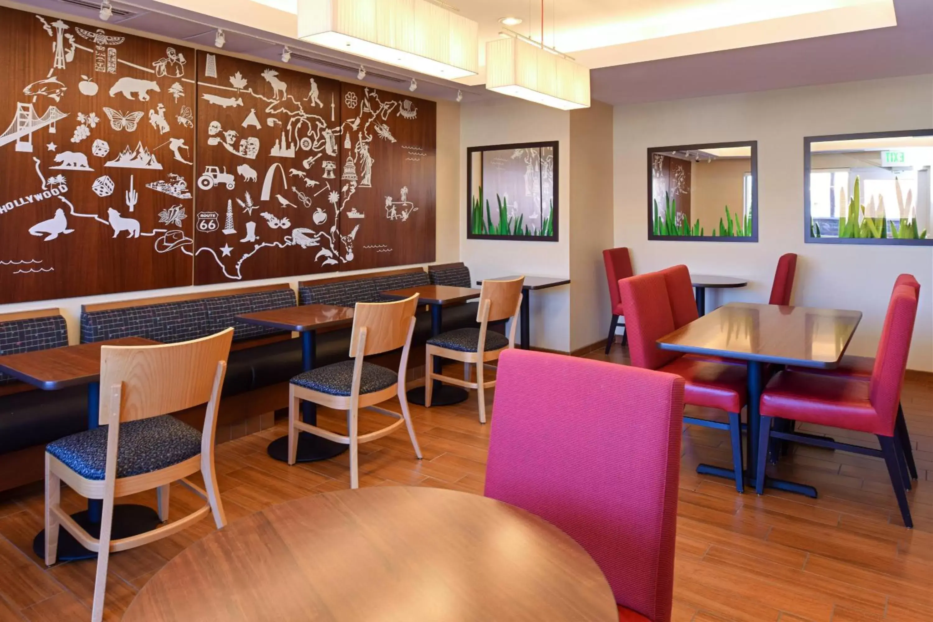 Breakfast, Restaurant/Places to Eat in TownePlace by Marriott Suites Detroit Auburn Hills