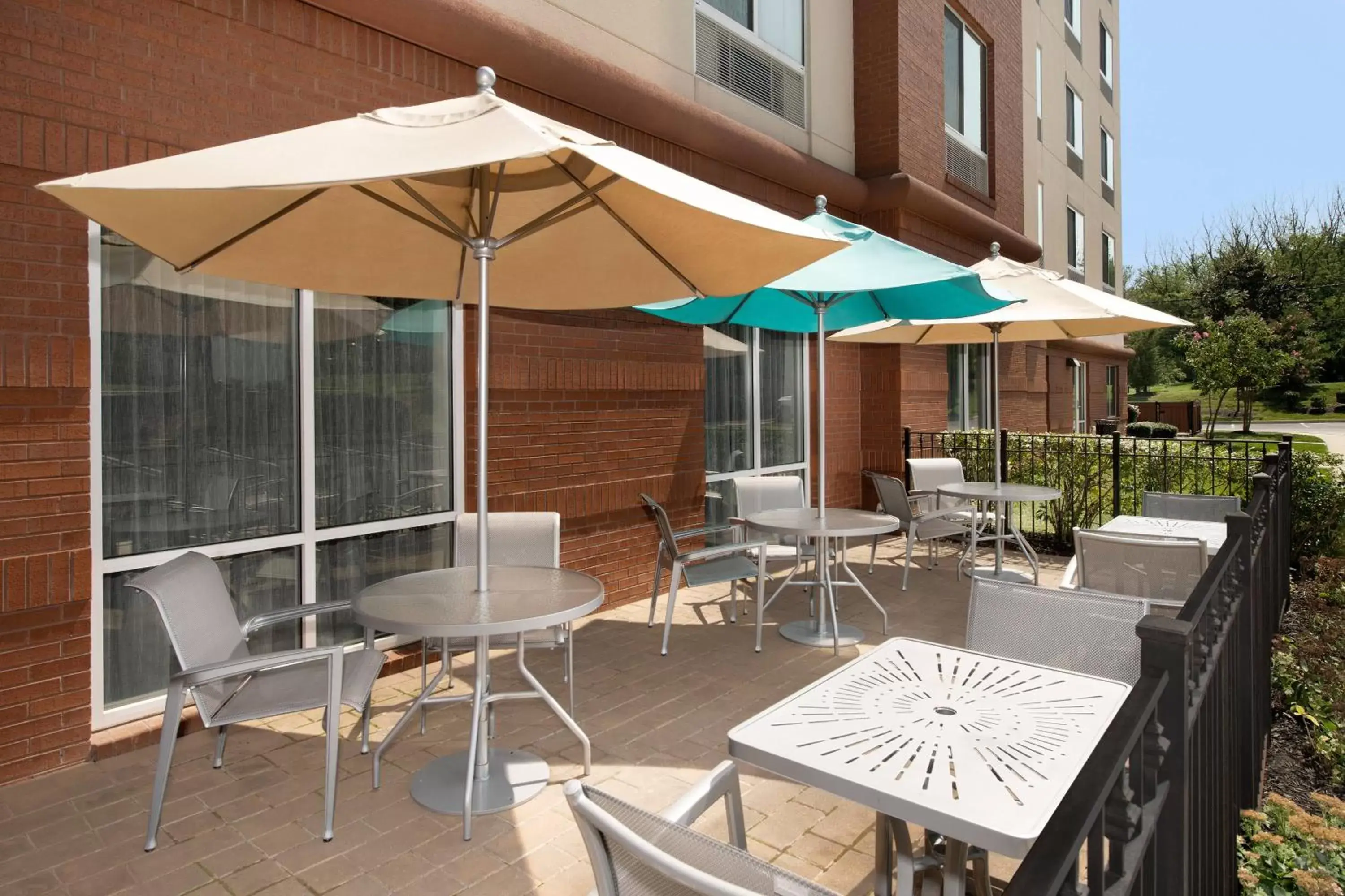 Property building in Fairfield Inn & Suites Baltimore BWI Airport