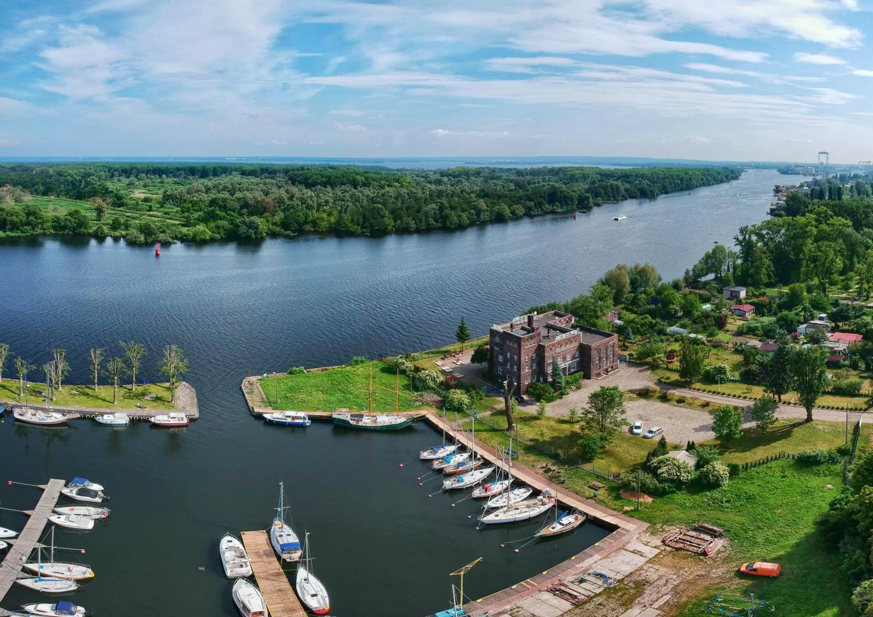 Bird's eye view in JACHTOWA Hotel i Restauracja
