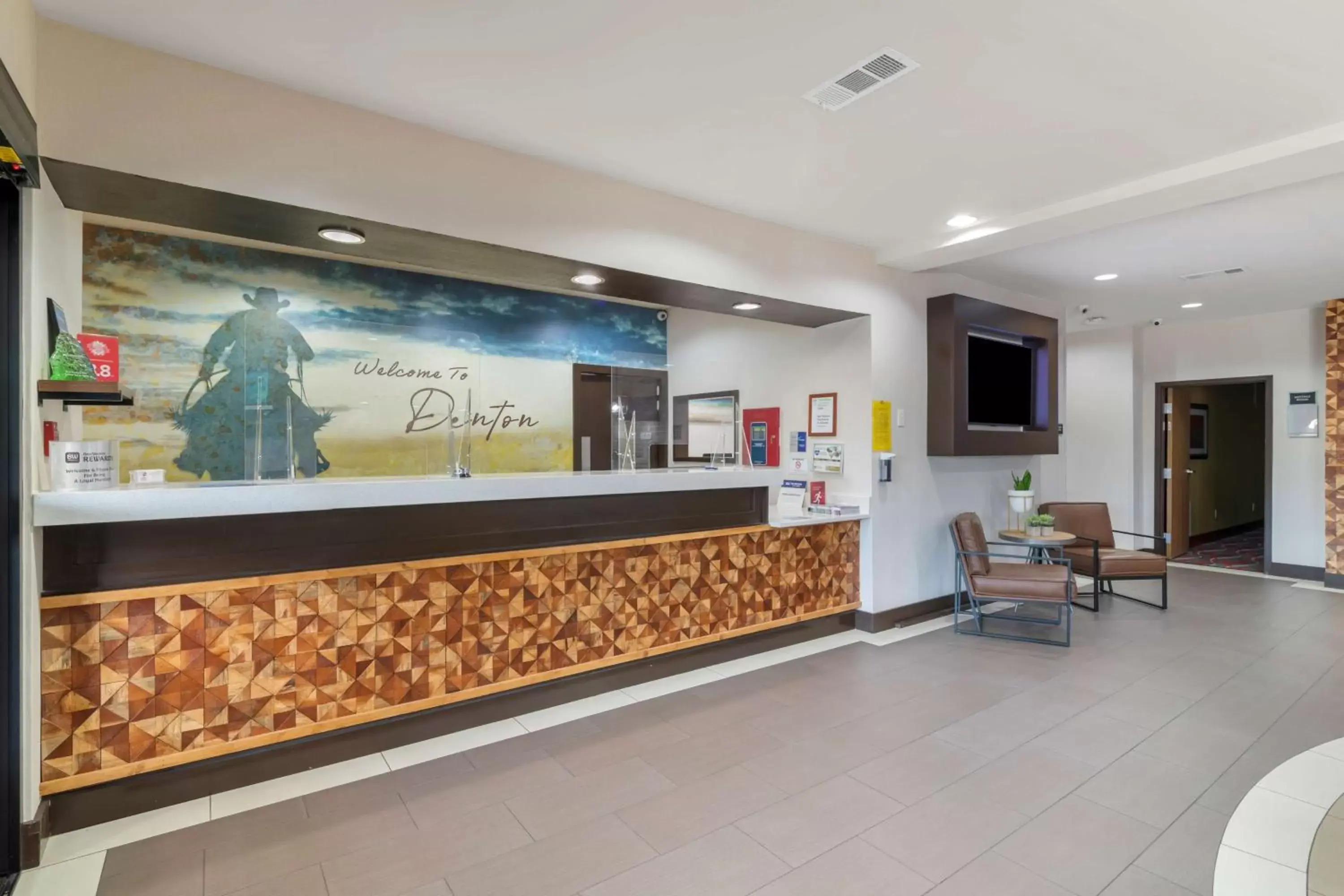 Lobby or reception, Lobby/Reception in Best Western Plus Denton Inn & Suites