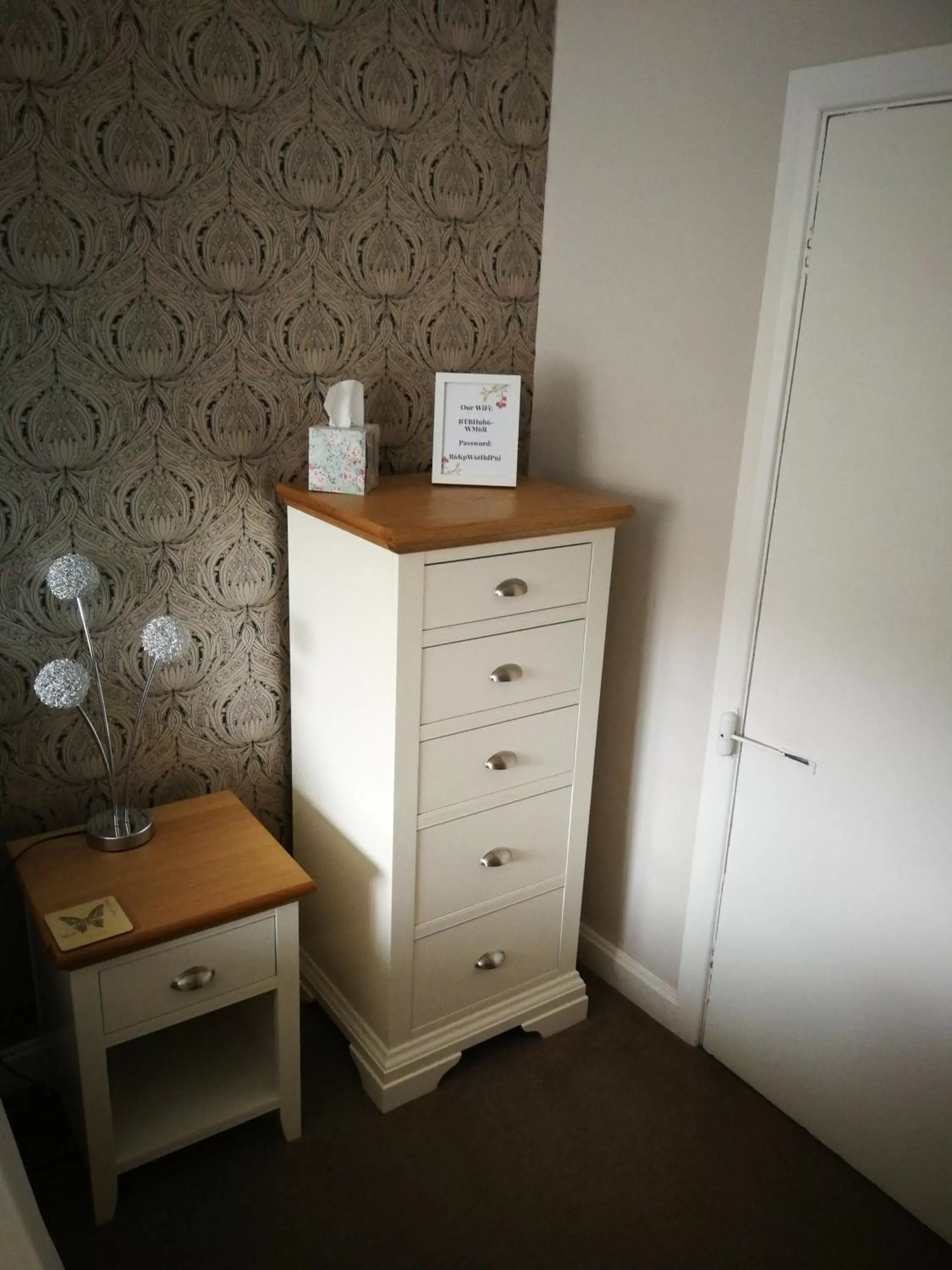 King Room in The Grove King Room in The Grove