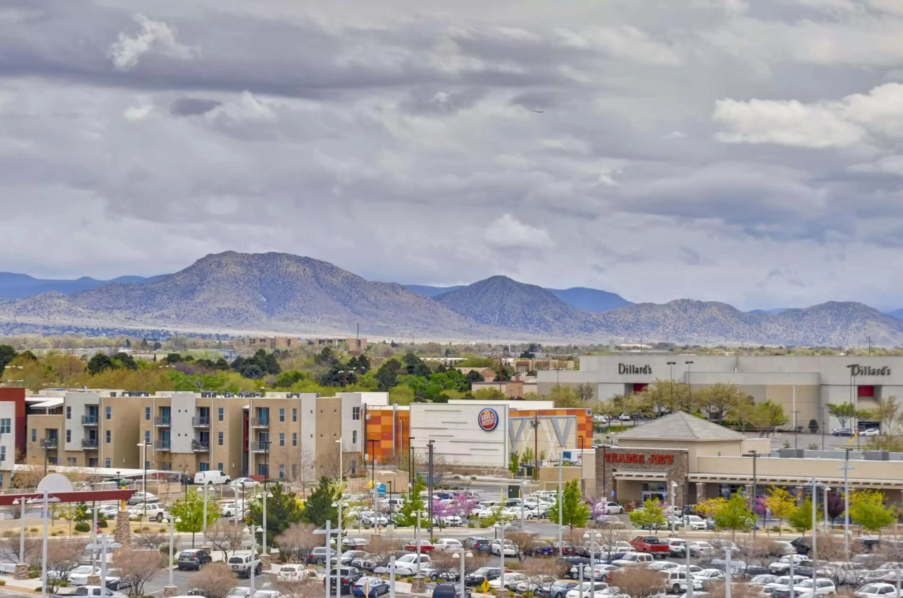 Photo of the whole room in Hyatt Place Albuquerque Uptown