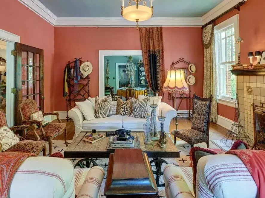 Living room, Seating Area in The English Merchant's Inn