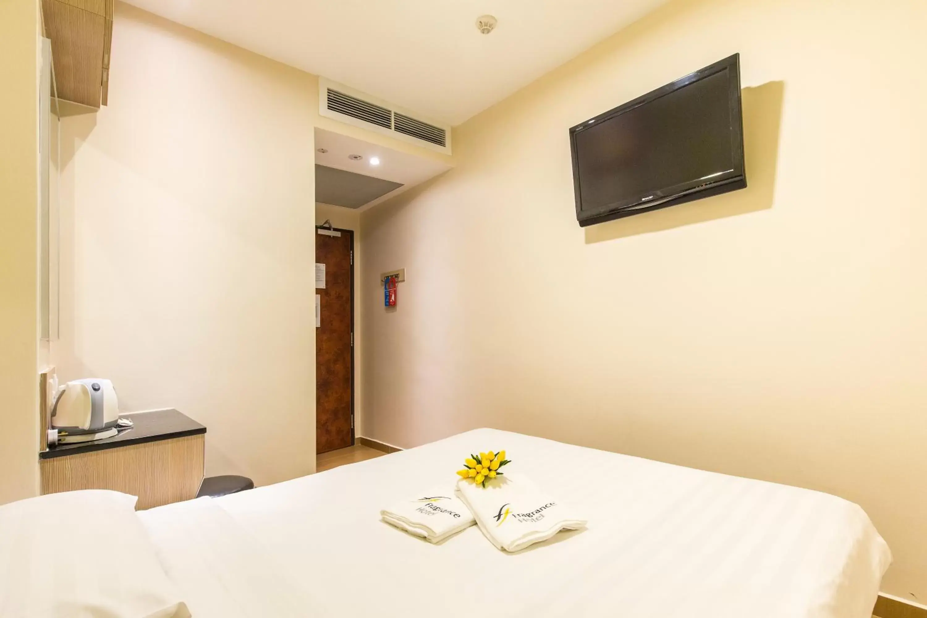 Photo of the whole room, Bed in Fragrance Hotel - Ocean View Photo of the whole room, Bed in Fragrance Hotel - Ocean View