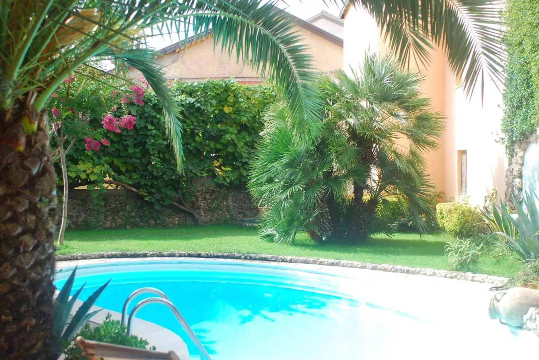 Swimming Pool in Palazzo Conforti Tree House Resort