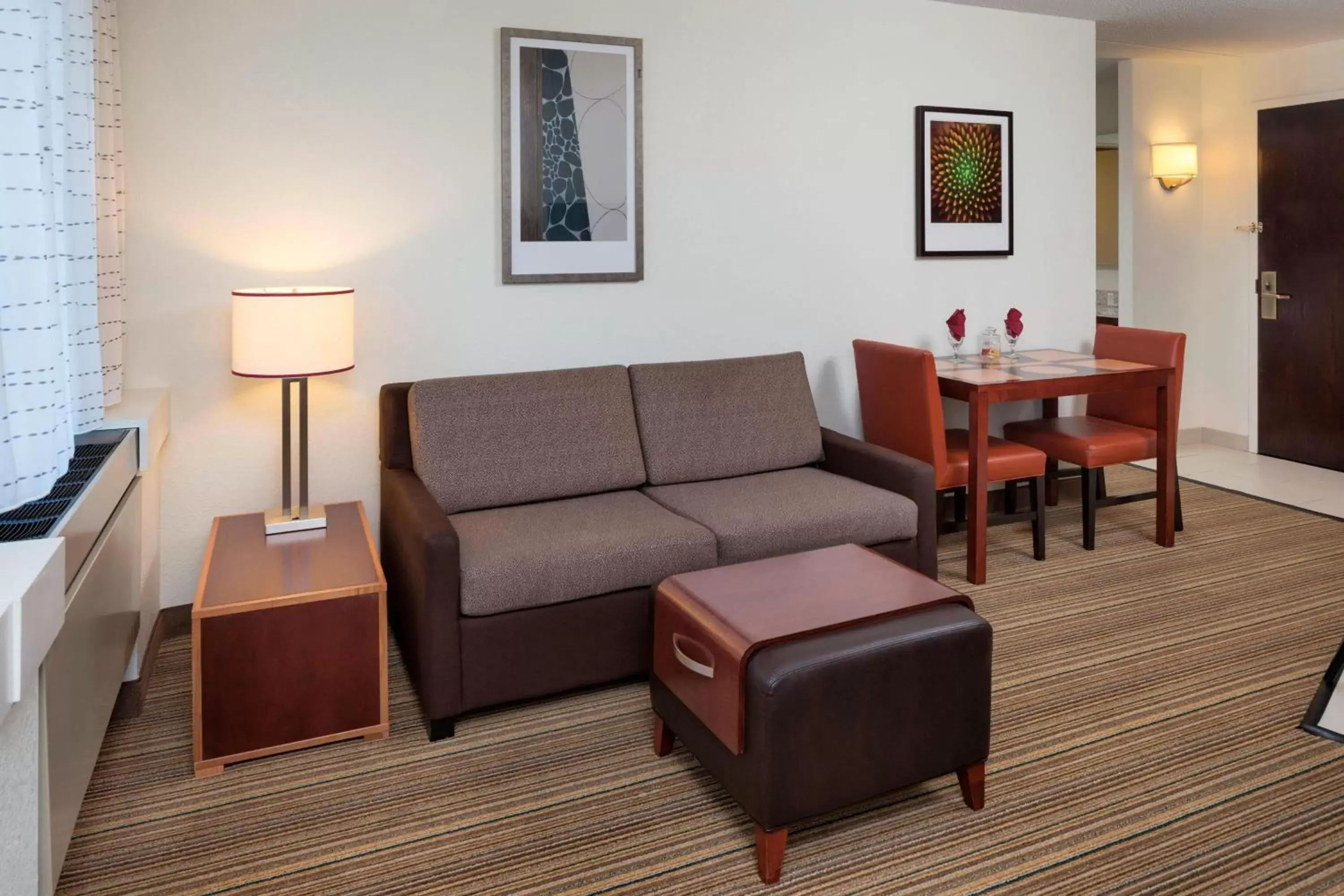 Living room, Seating Area in Residence Inn by Marriott Minneapolis Edina