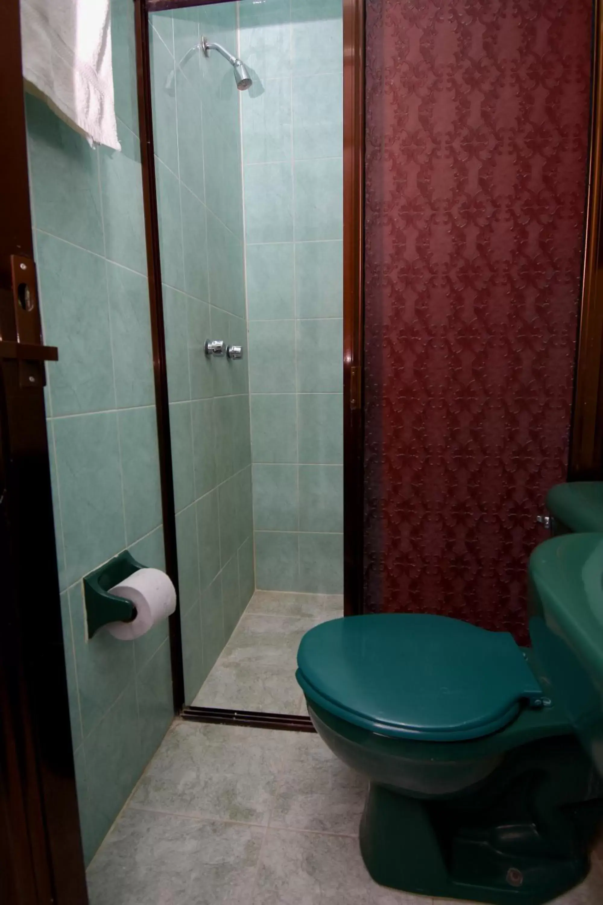 Bathroom in Hotel Yara