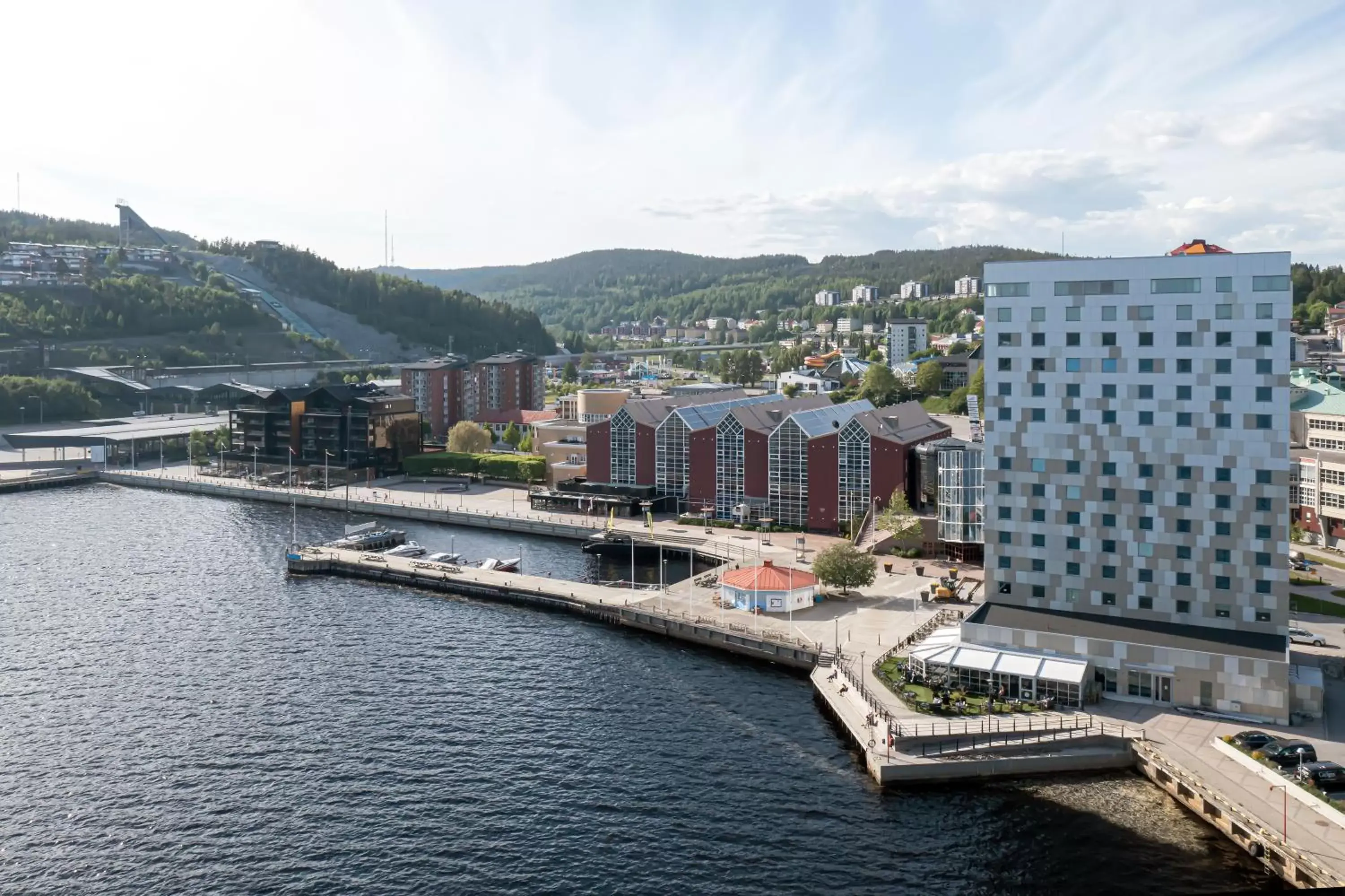 Facade/entrance, Bird's-eye View in Elite Plaza Örnsköldsvik