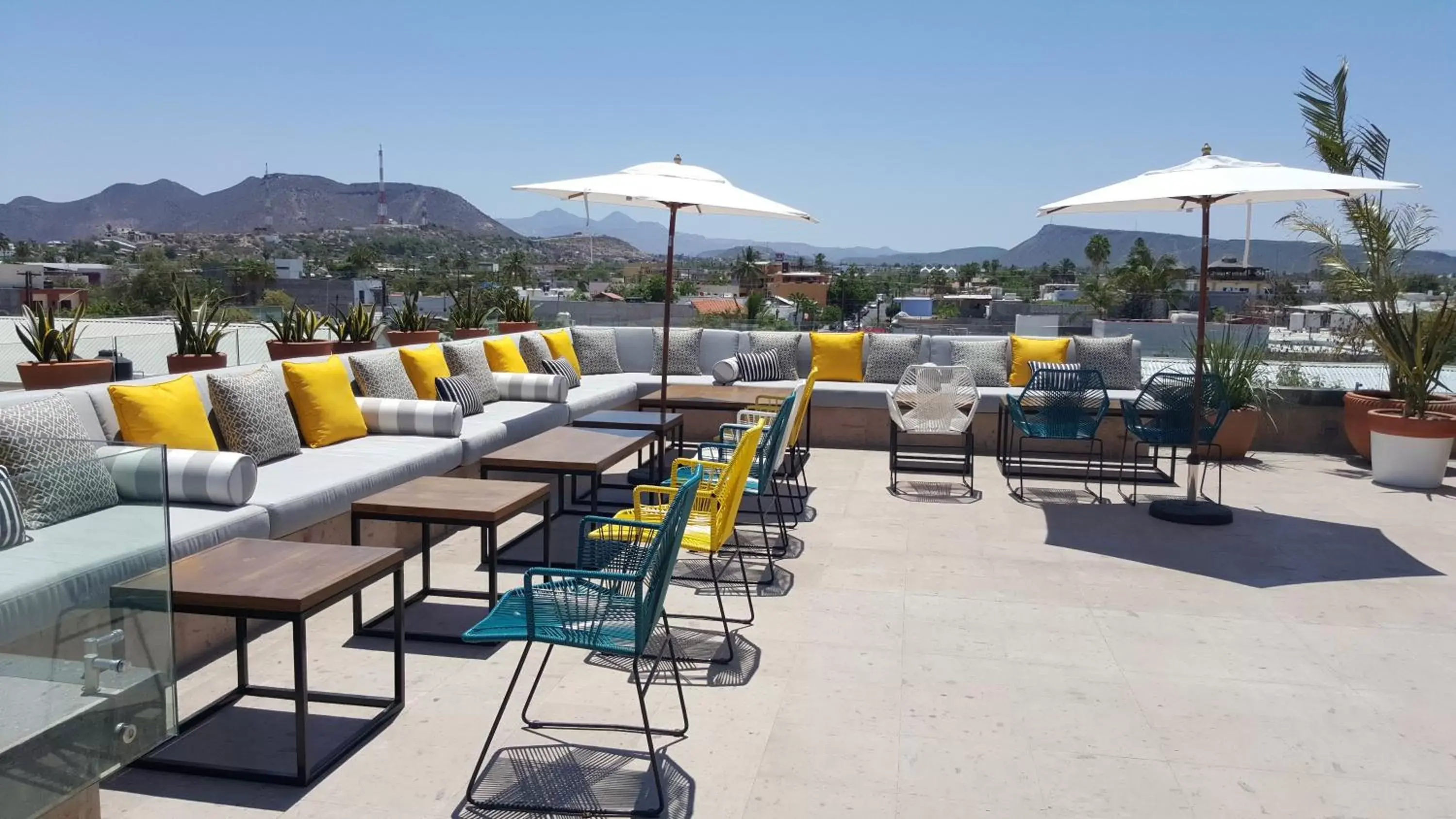 Balcony/Terrace, Restaurant/Places to Eat in Hotel Catedral La Paz