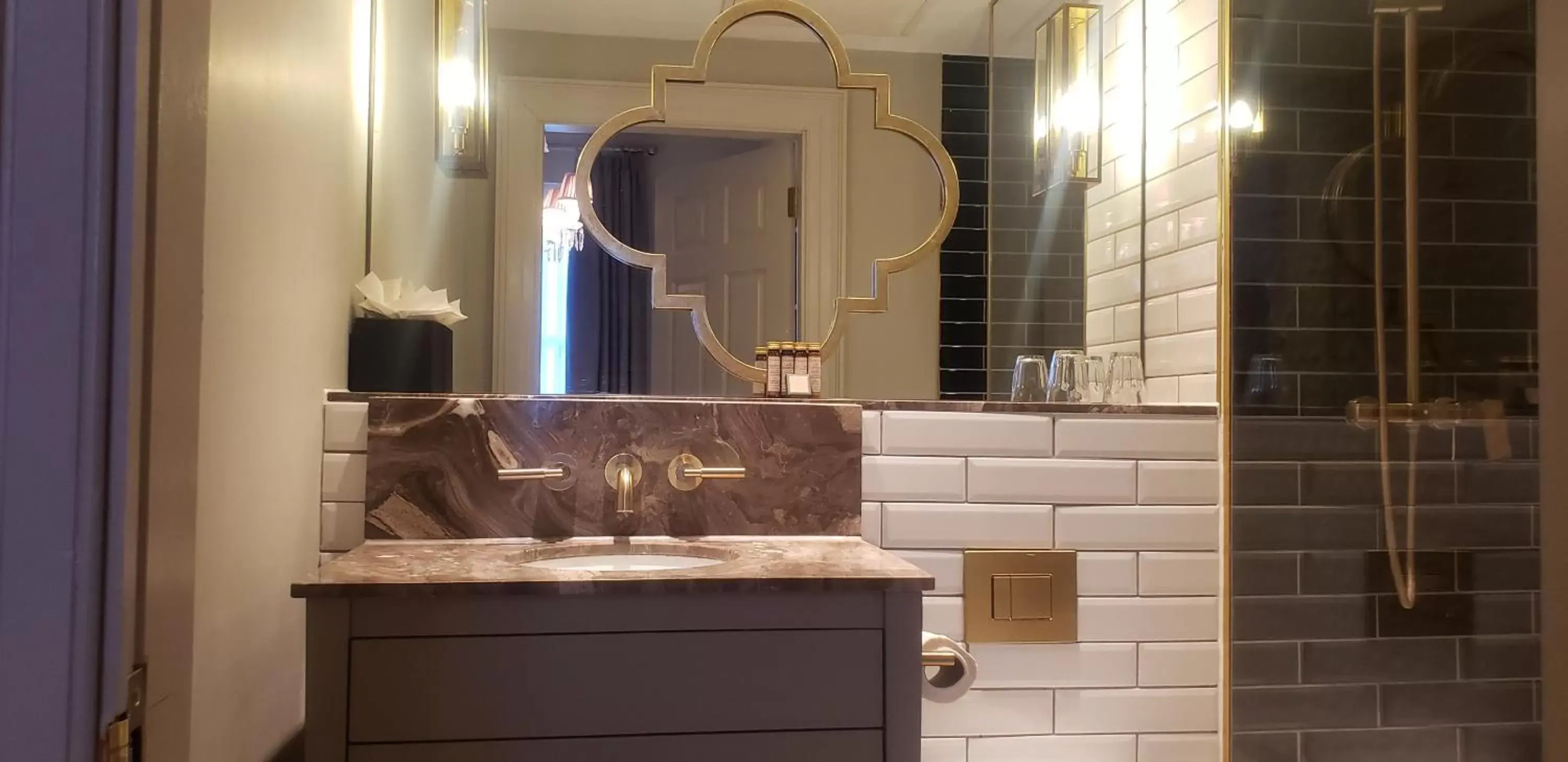 Bathroom in Henrietta House, a member of Radisson Individuals