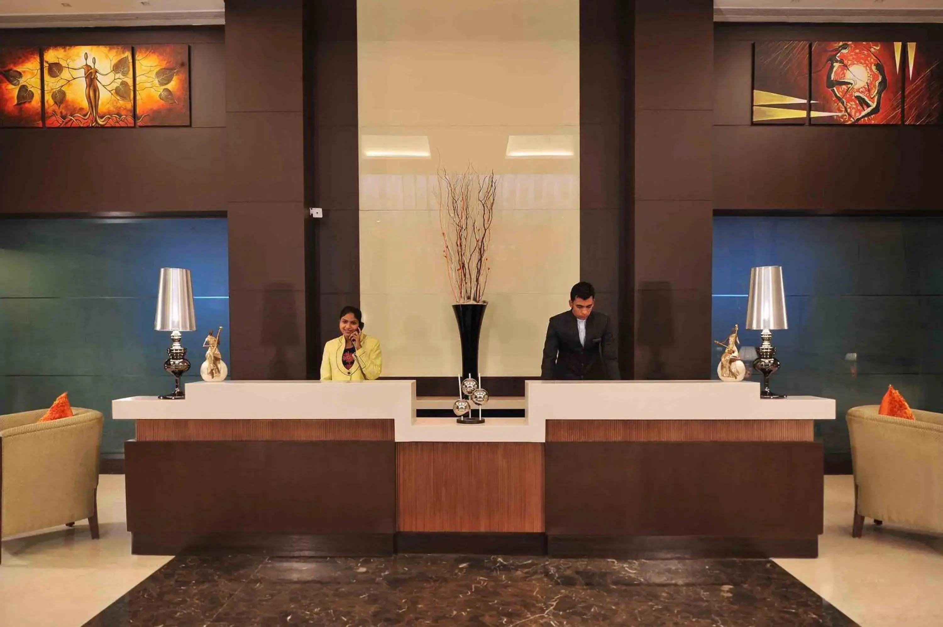 Lobby or reception in Country Inn & Suites by Radisson, Gurugram Sector 12