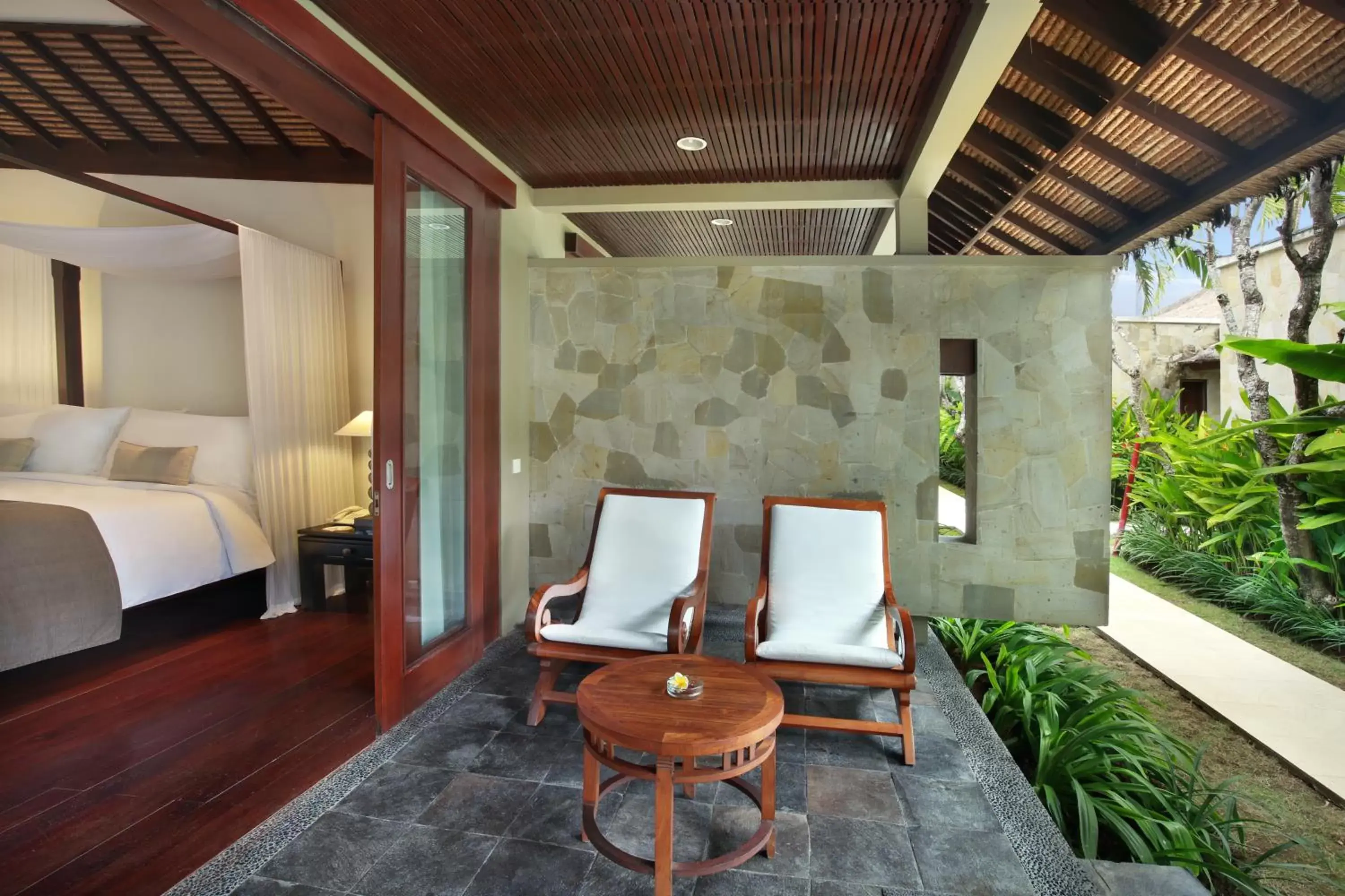 Balcony/Terrace, Seating Area in Bali Niksoma Boutique Beach Resort