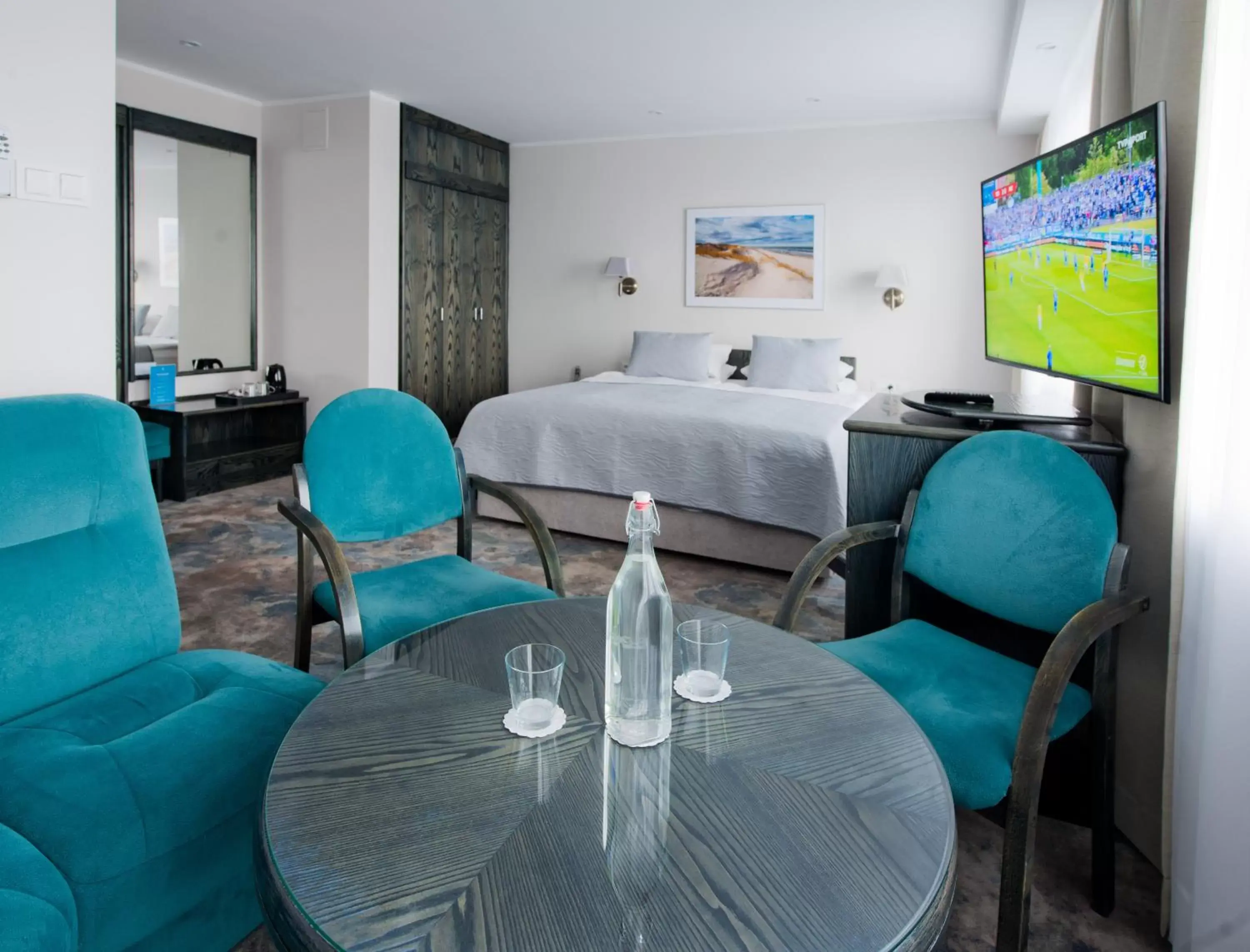 Deluxe Double Room with Balcony in Kielczanka Deluxe Double Room with Balcony in Kielczanka