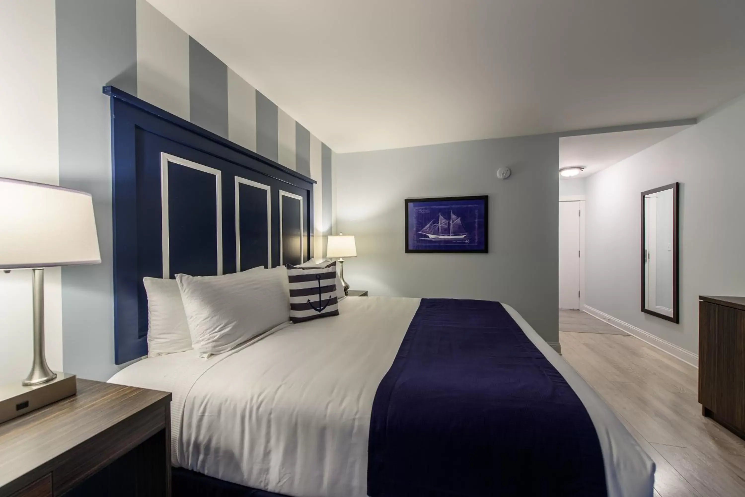 King Room with Marina View & Patio - Non-Smoking in Marker 8 Hotel and Marina King Room with Marina View & Patio - Non-Smoking in Marker 8 Hotel and Marina