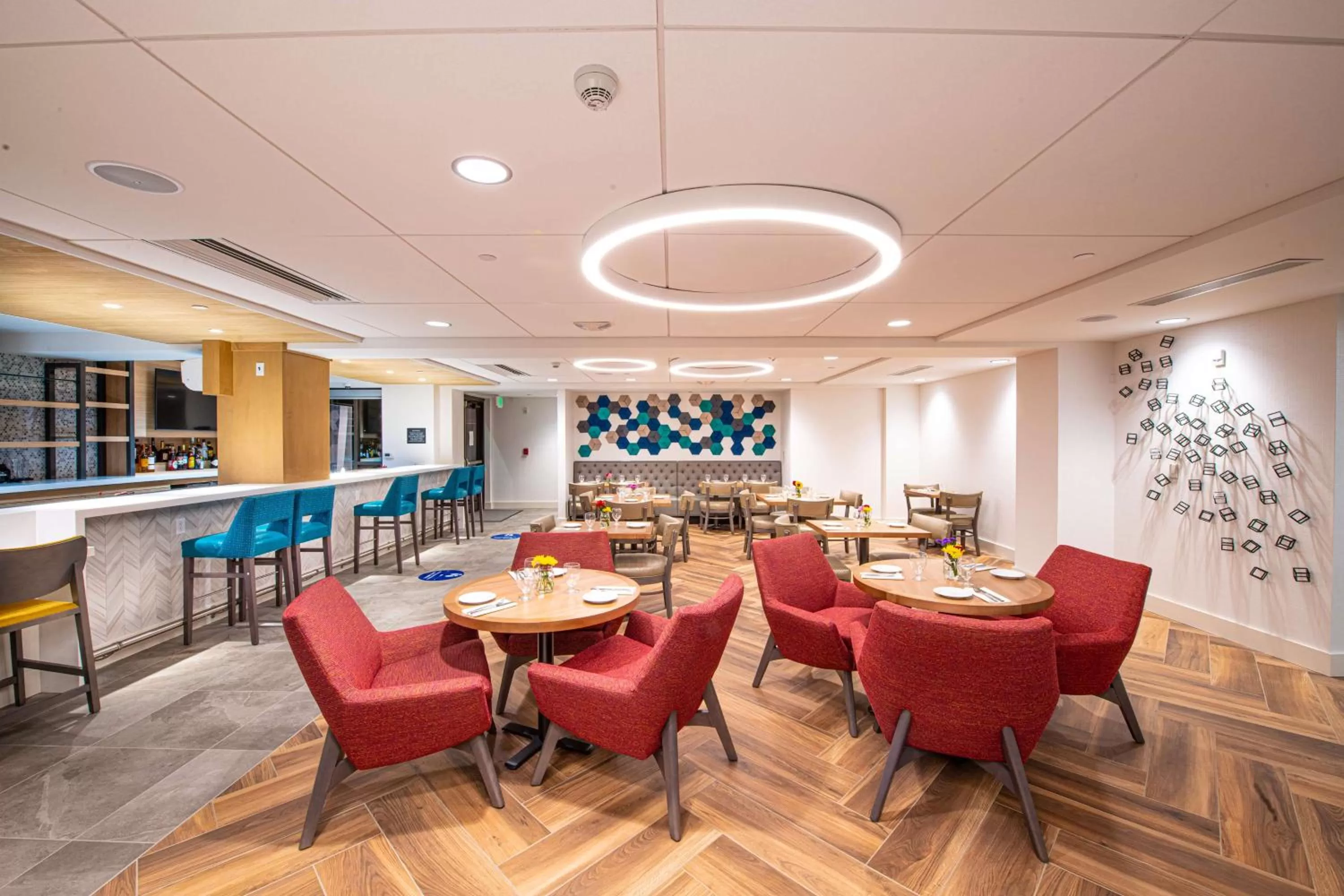 Restaurant/places to eat in Hilton Garden Inn Asheville South